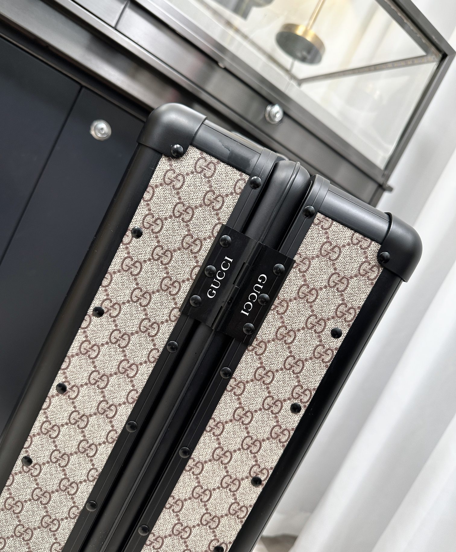 Gvc*1 Luggage/Trolley Case Vintage Size 20 Inch