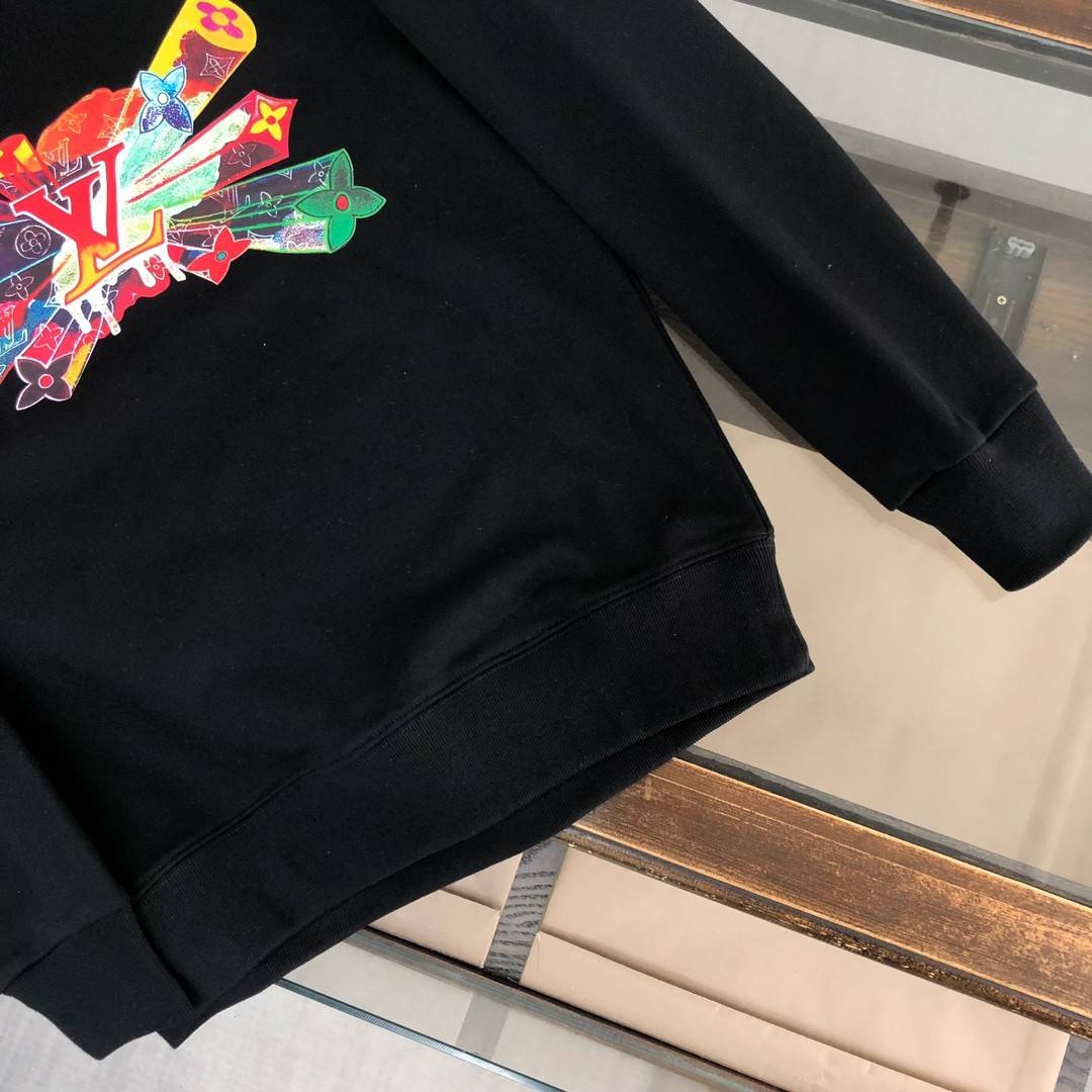 L0vis Vvtt0n 2023 new autumn and winter couples style round neck sweatshirt