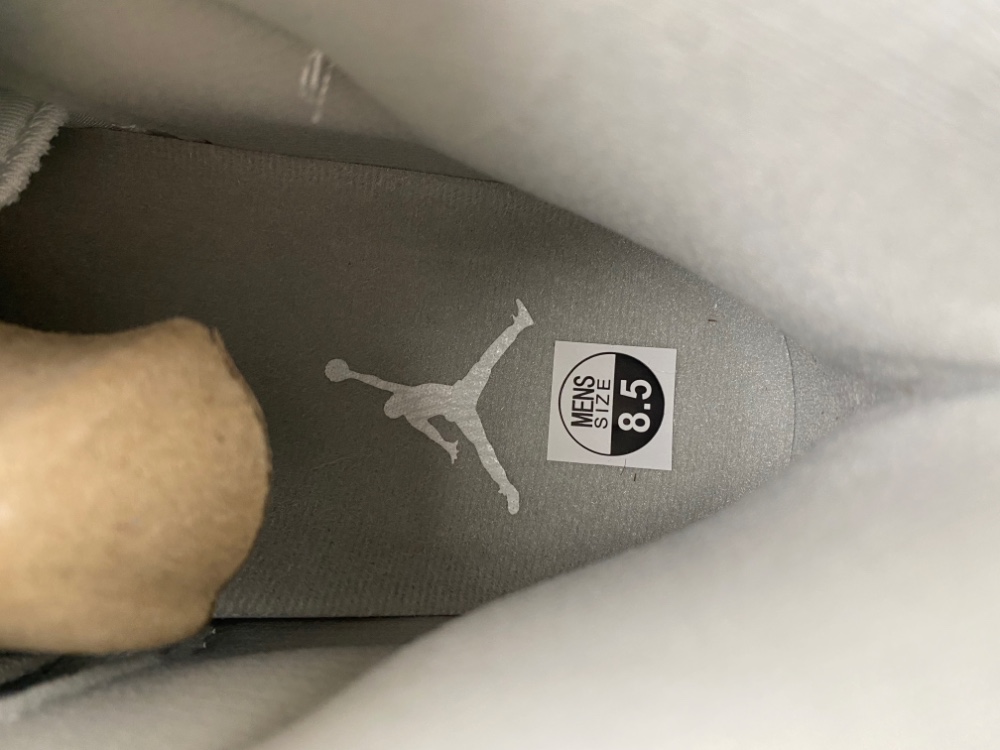 Jordan 11 Retro Grand Finale  AR0715-110