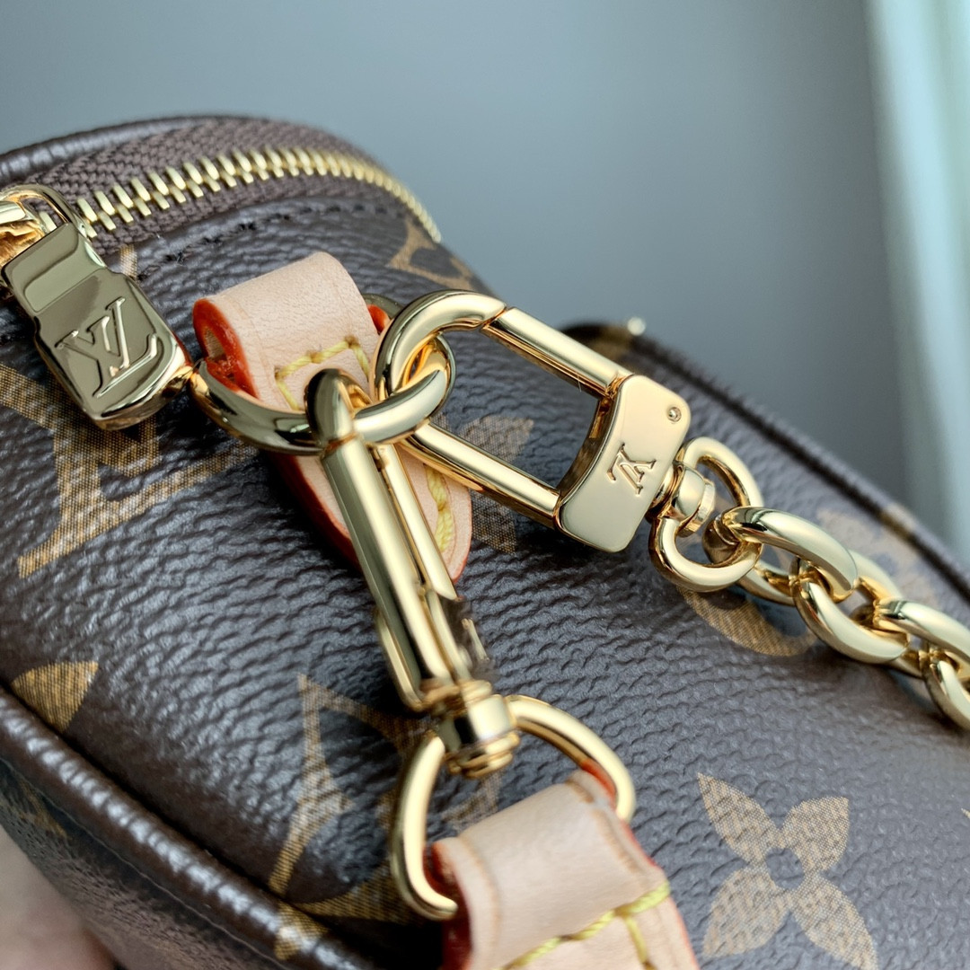 L0vis Vvtt0n Bumbag Bag