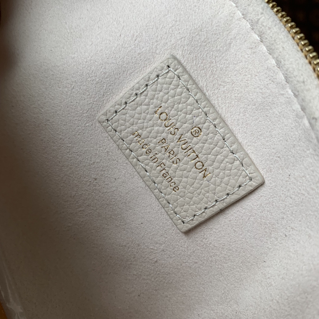 L0vis Vvtt0n Bumbag Bag