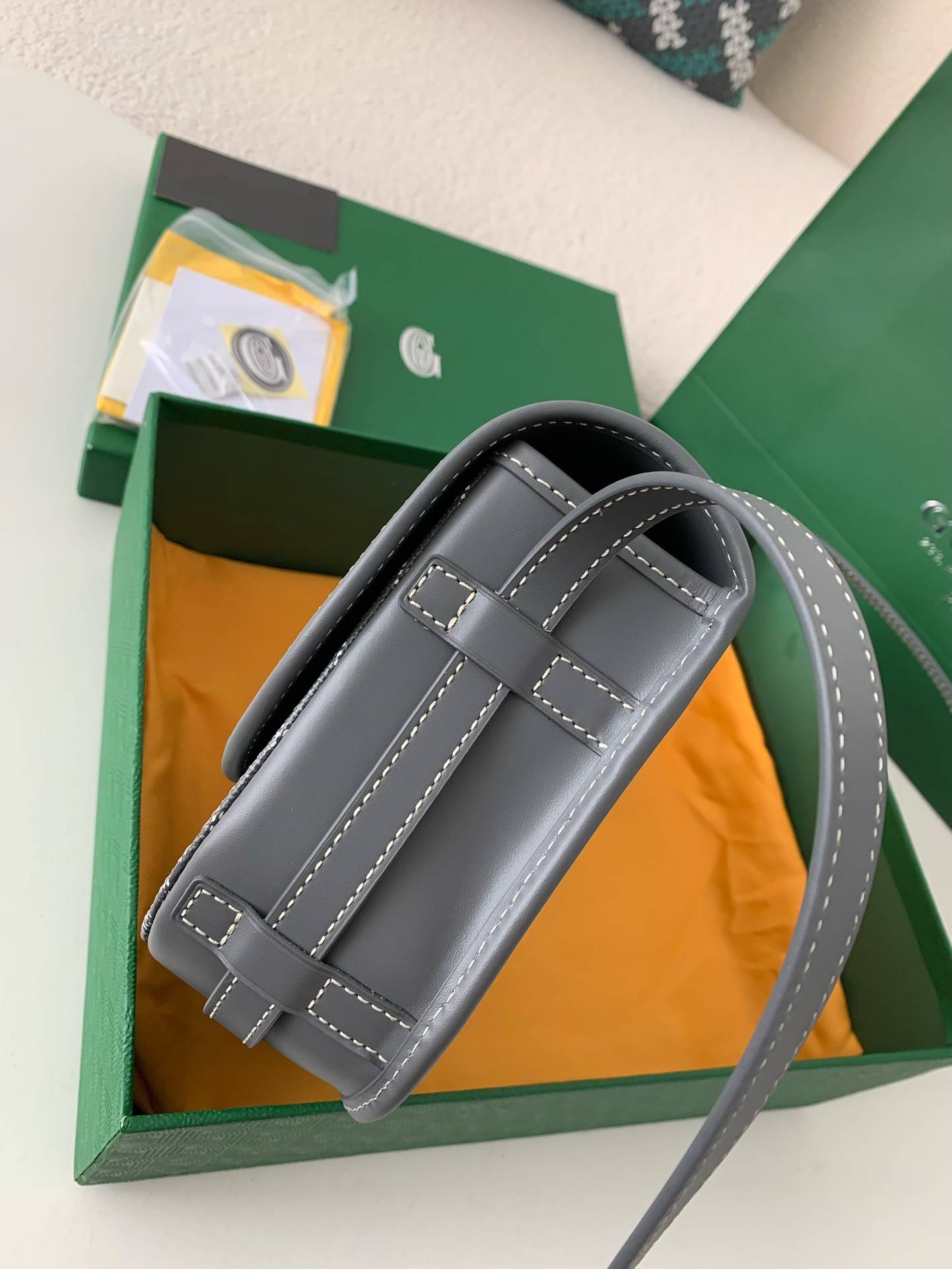 G09ard BeL*Védère bag Top Quality  Size:21.5*16*6cm