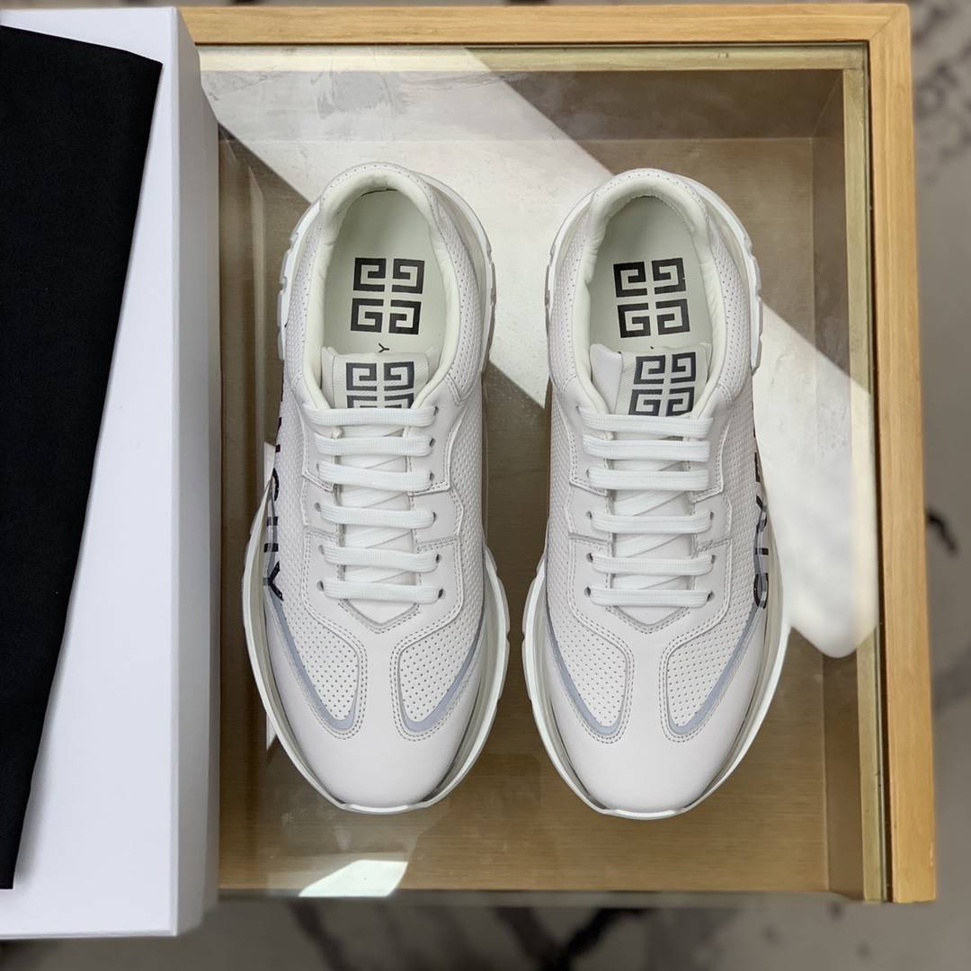 Givenchy Sneakers
