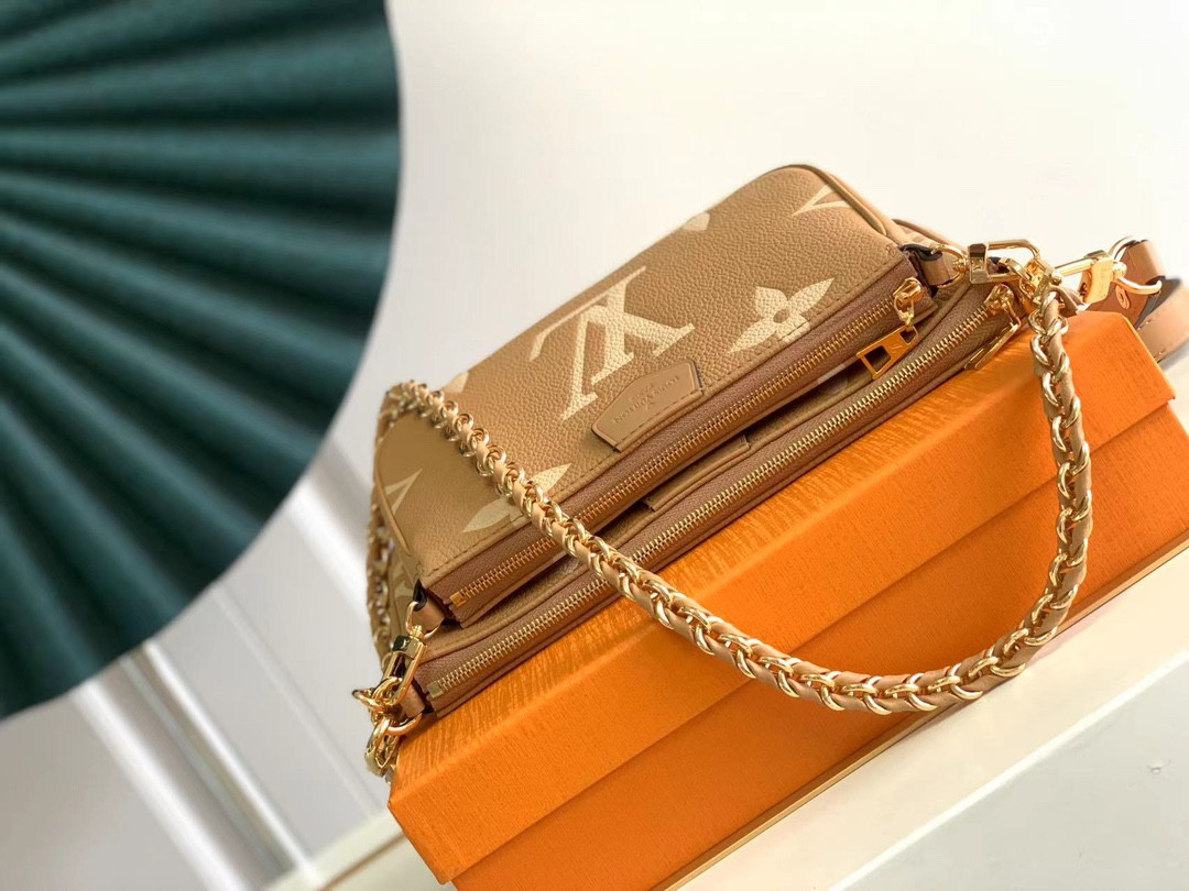 L0vis Vvtt0n Multi Pochette Accessories Bag