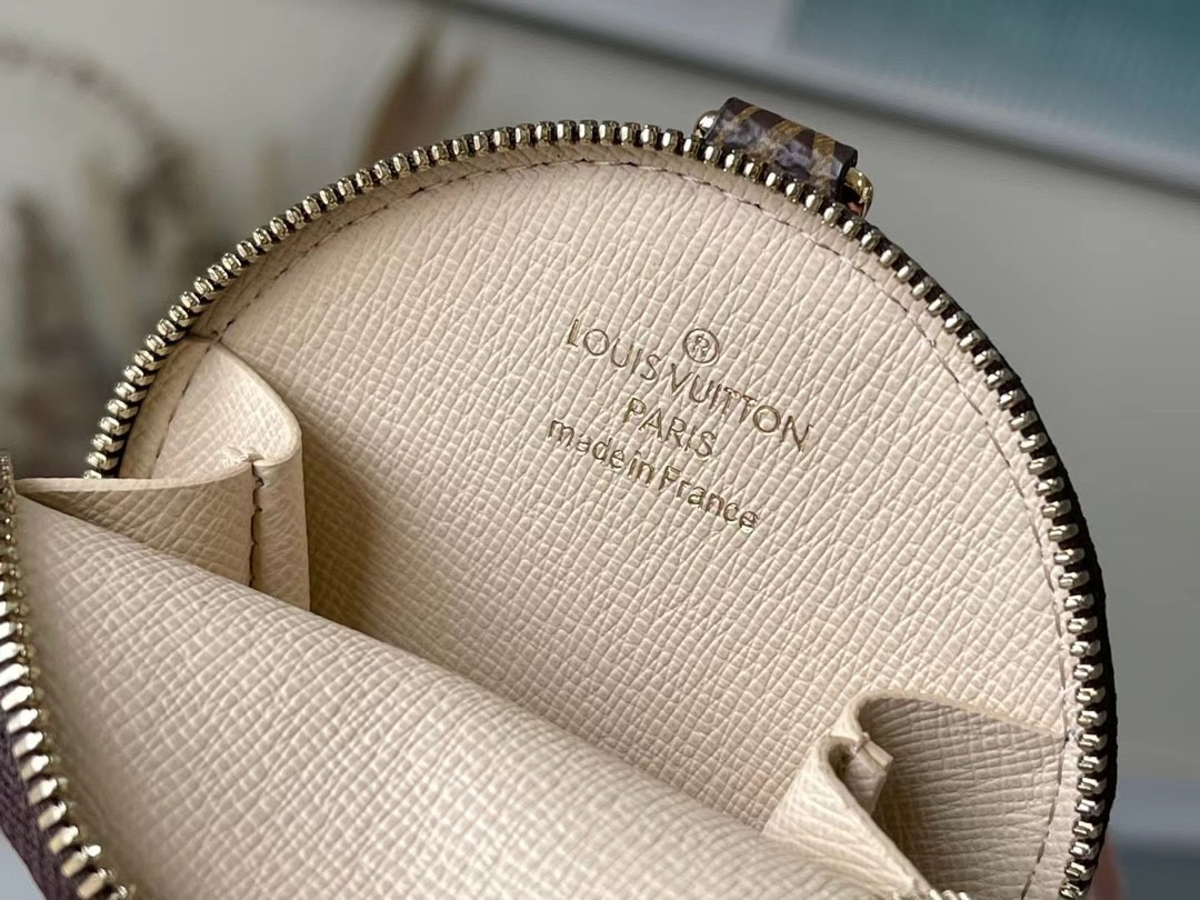 L0vis Vvtt0n Multi Pochette Accessories Bag