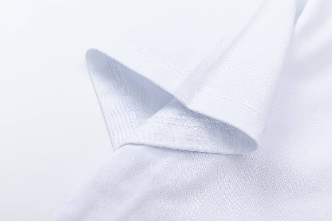 L0vis Vvtt0n 23SS logo printed t-shirt