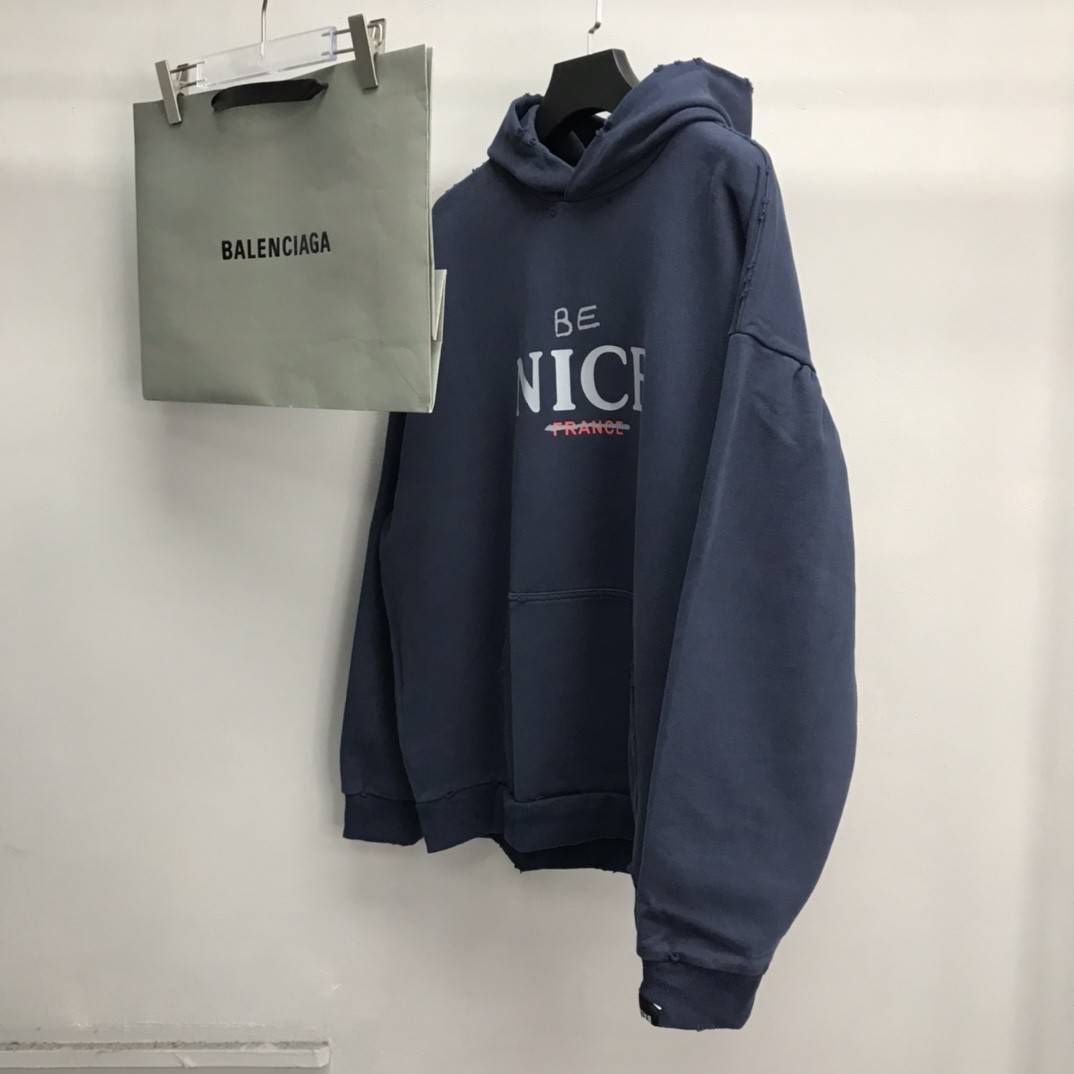 Ba1en*iaga BE NICE hooded sweatshirt