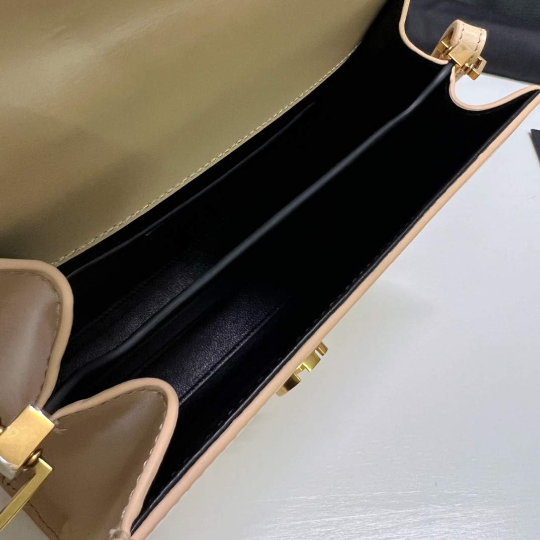 Y51 Mini Cassandra Bag