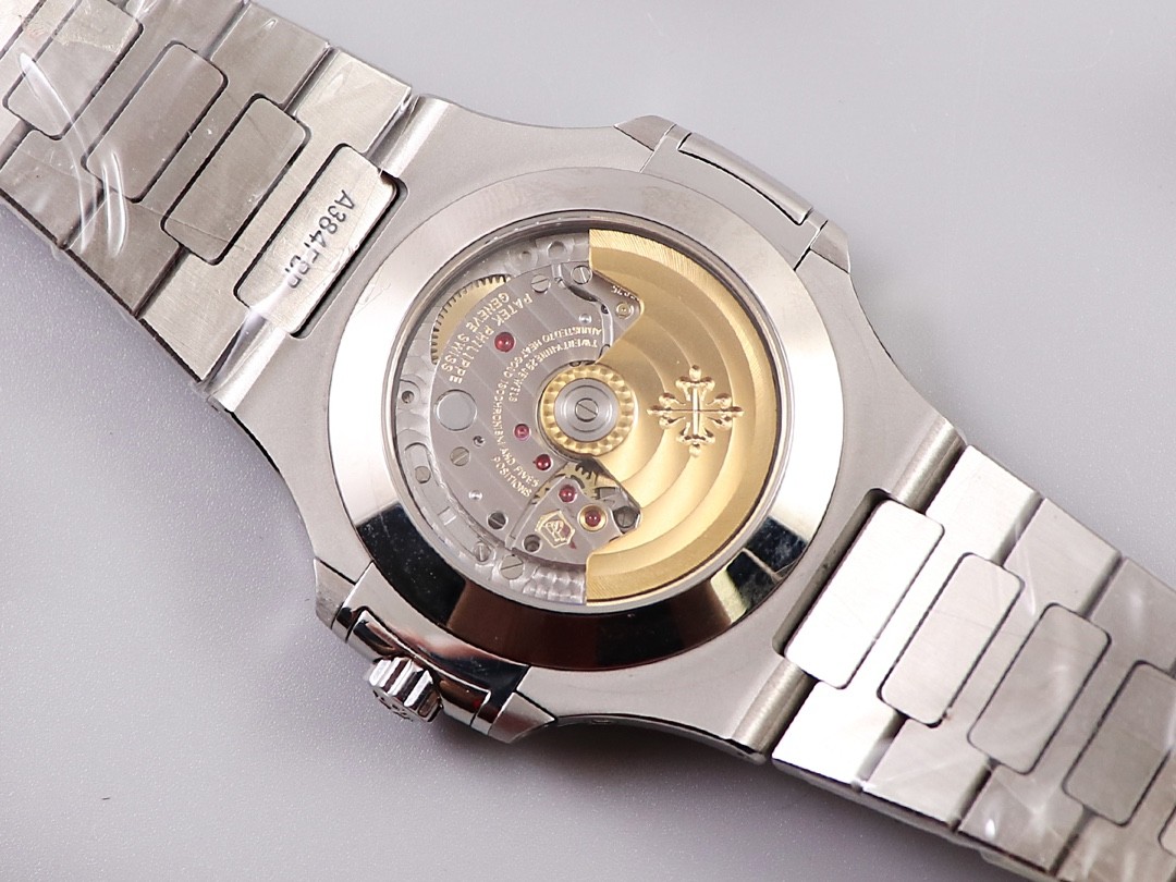 Pat*k Phi1i*pe 5726 series watch