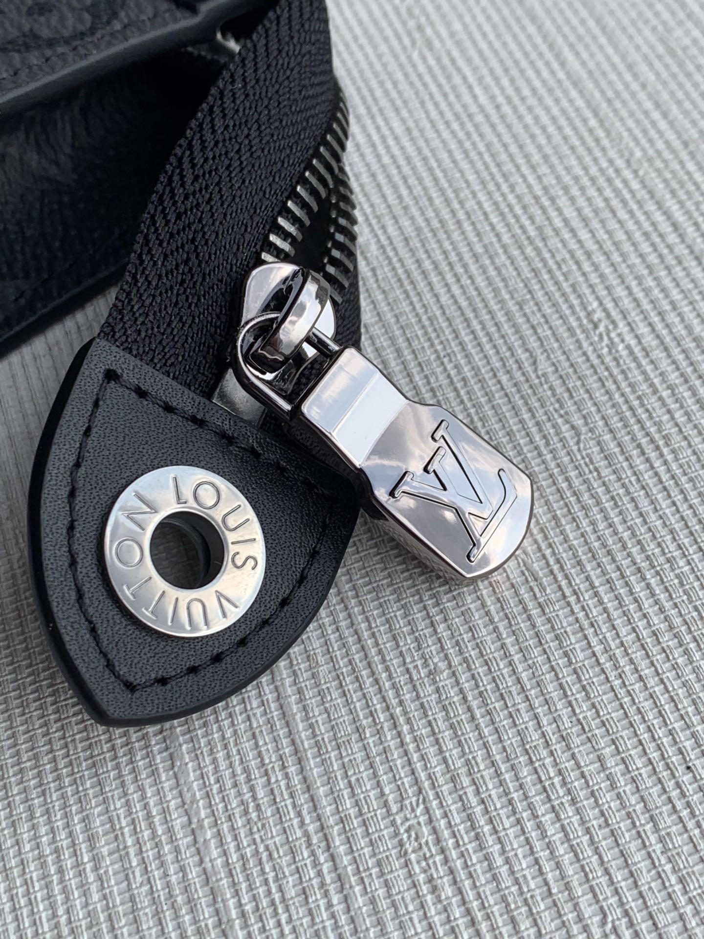 L0vis Vvtt0n Pochette Voyage Bag