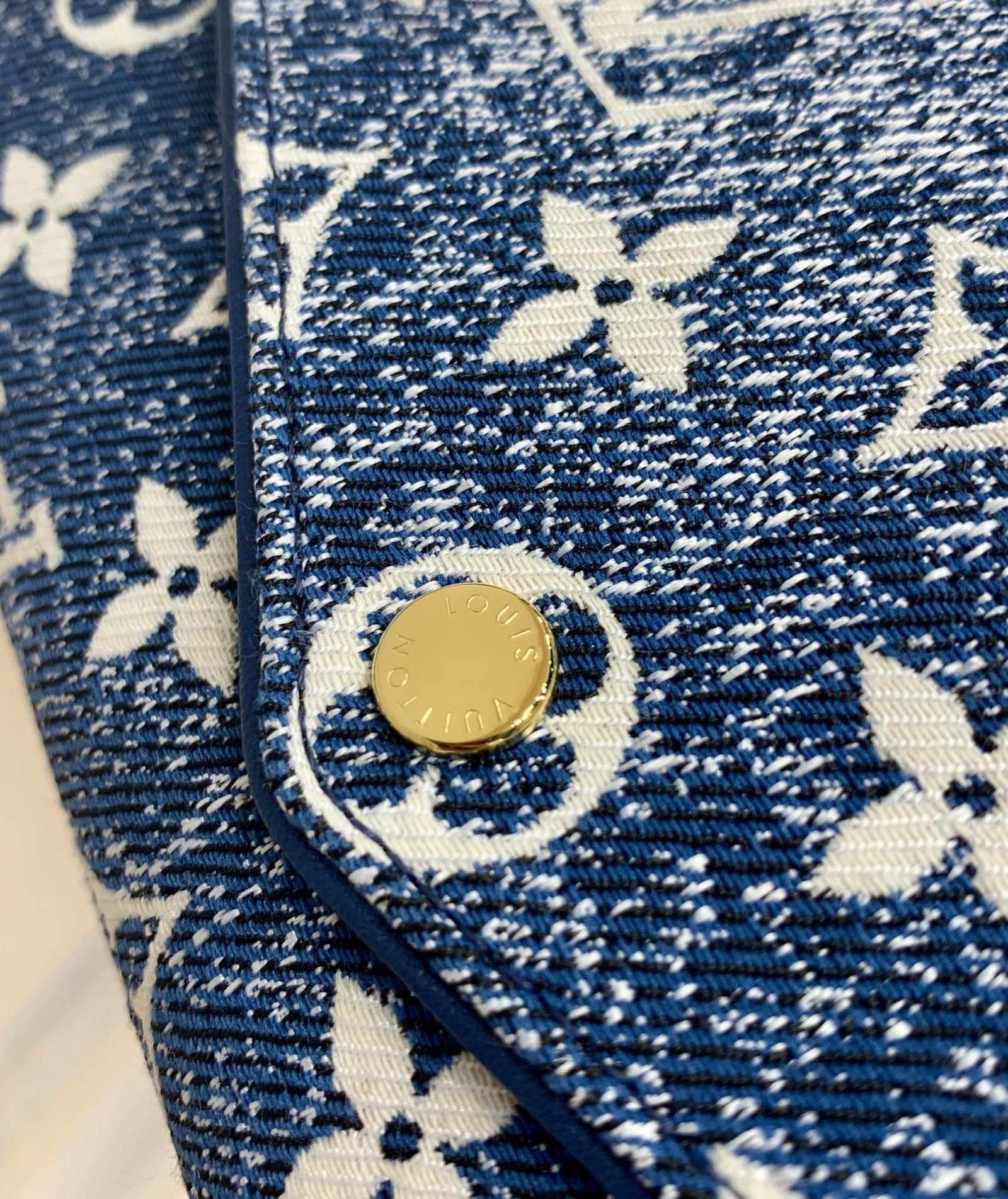 L0vis Vvtt0n Sarah Bag