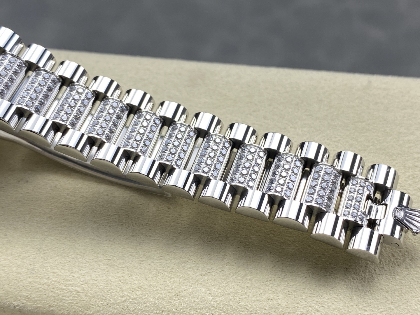 R*ex Journal Type 36mm