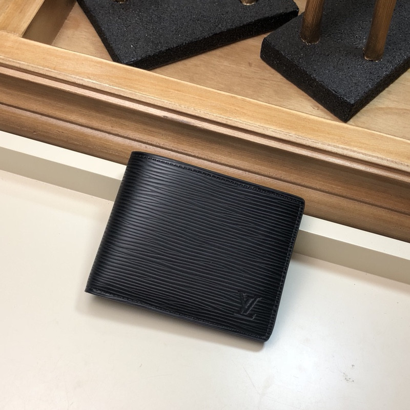 L0vis Vvtt0n Slender Id Bag