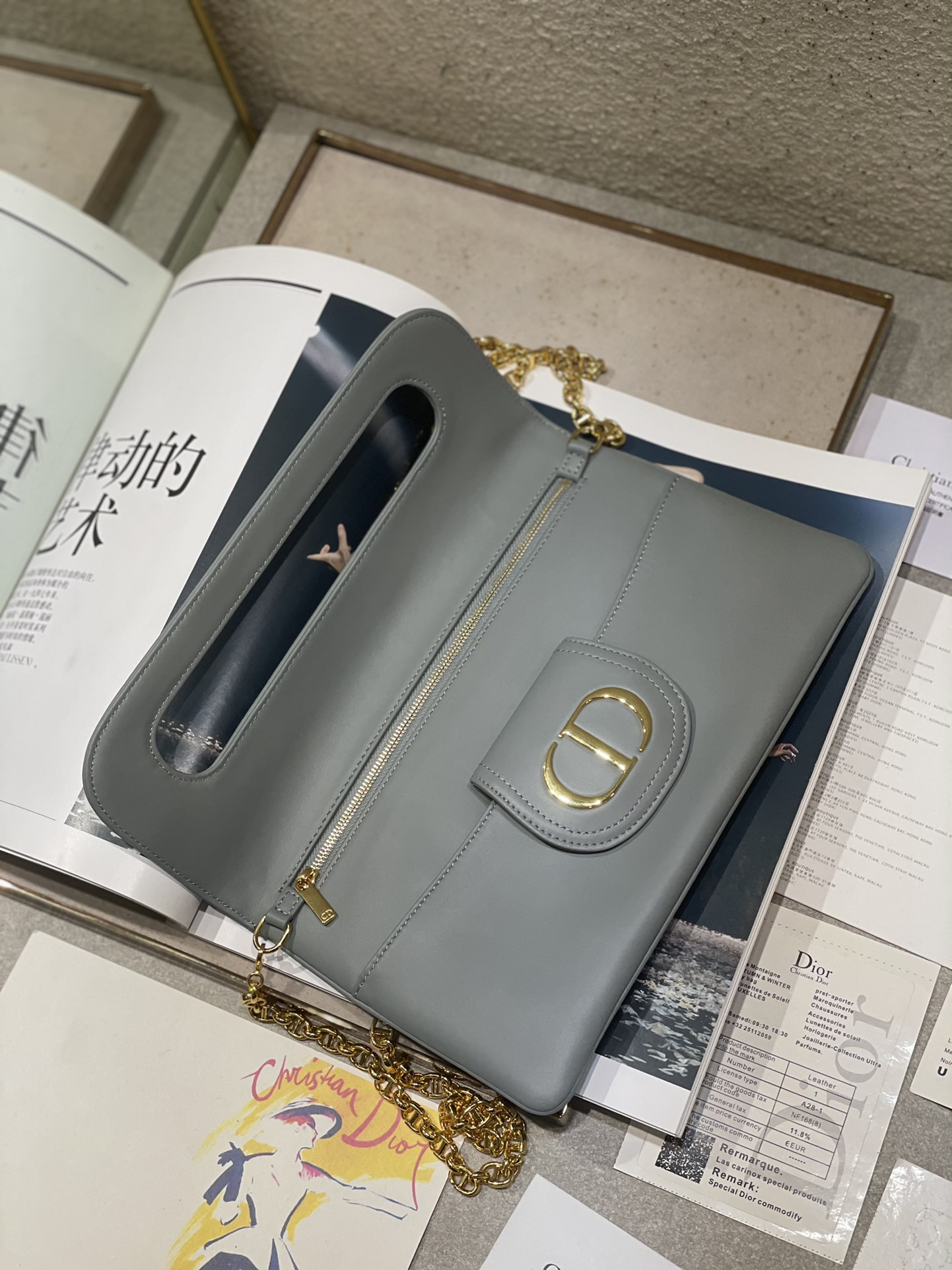 D10r Mini Travel Vanity