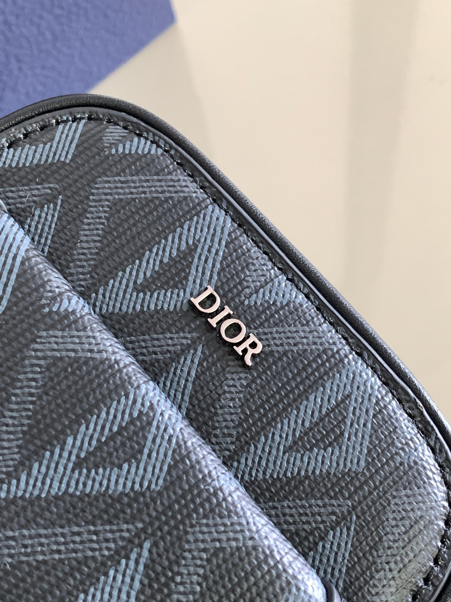 D10r Hit The Road Bag