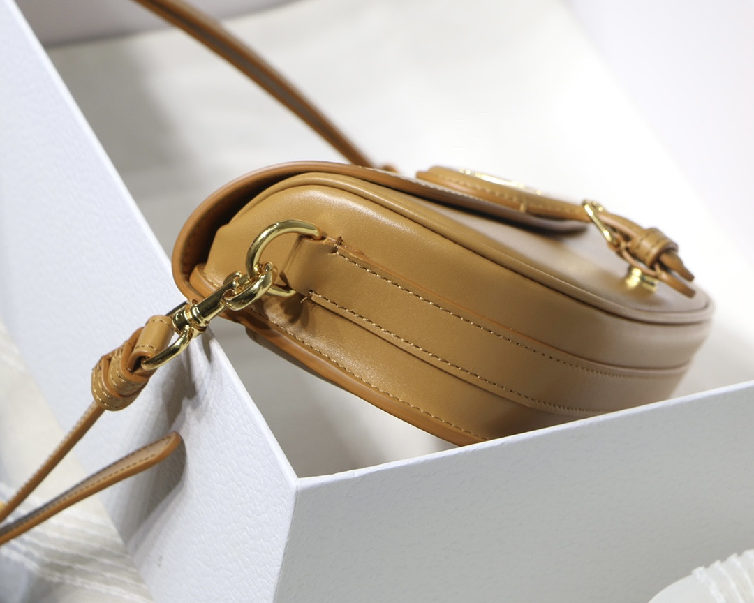 D10r Bobby East-west Bag