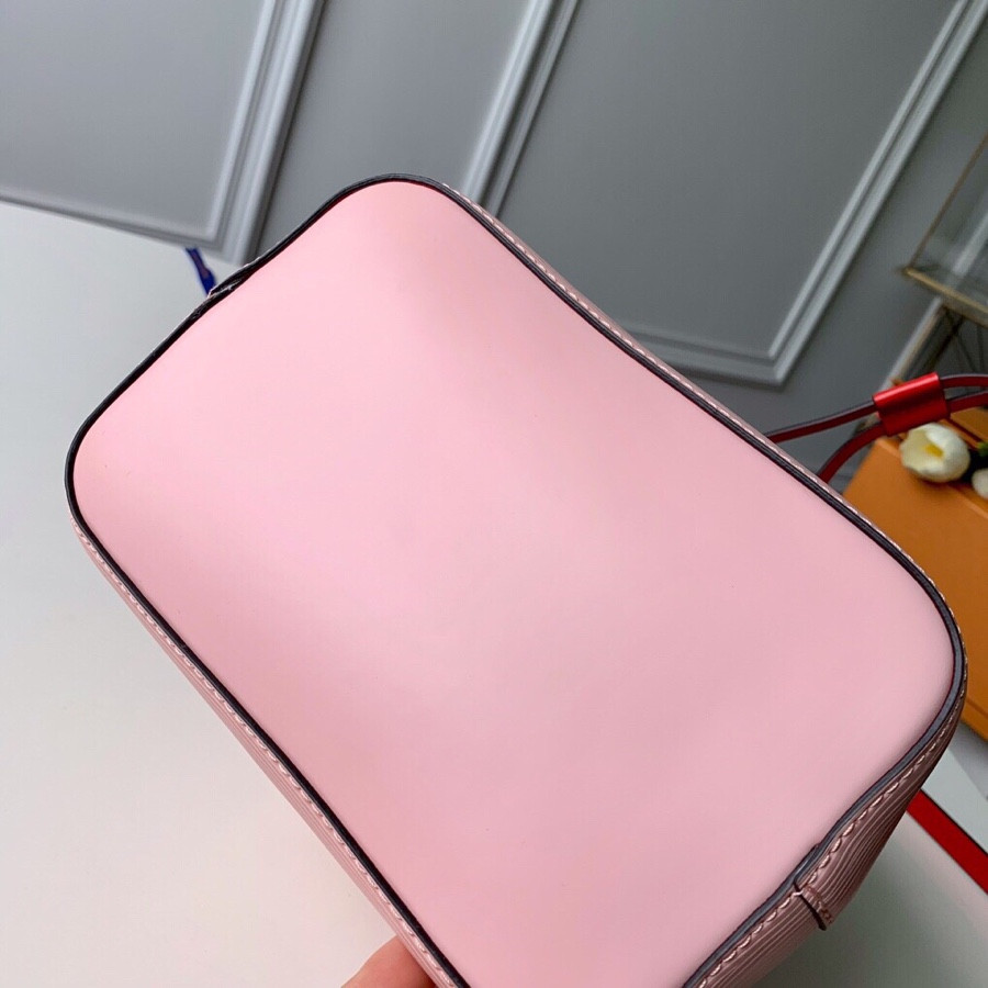 L0vis Vvtt0n Néonoé Bag