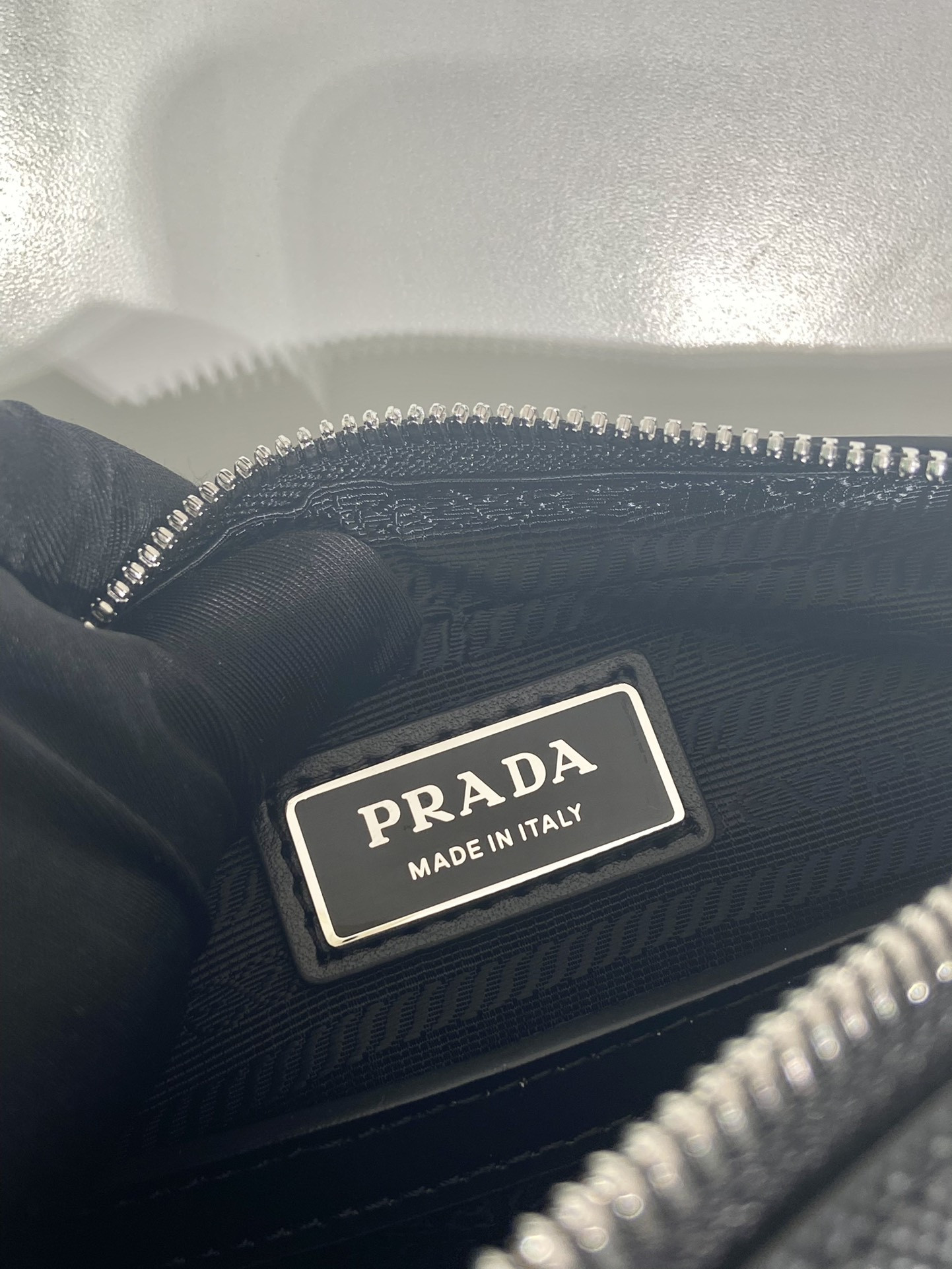 Pra*a Shoulder Bag