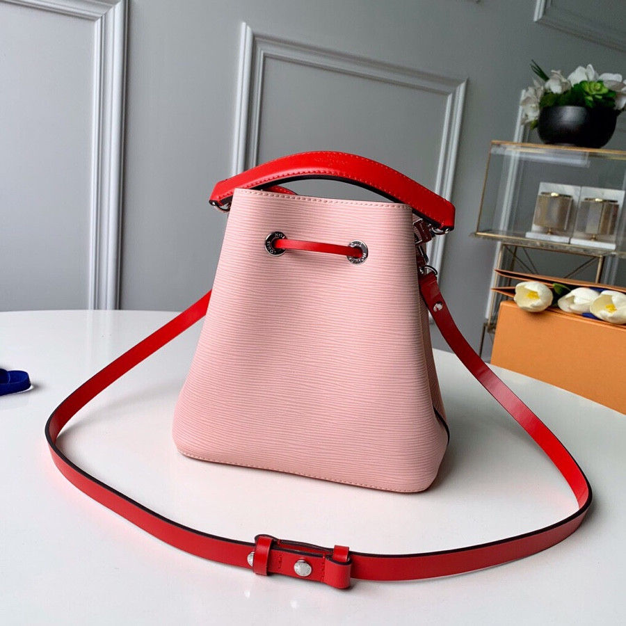 L0vis Vvtt0n Néonoé Bag