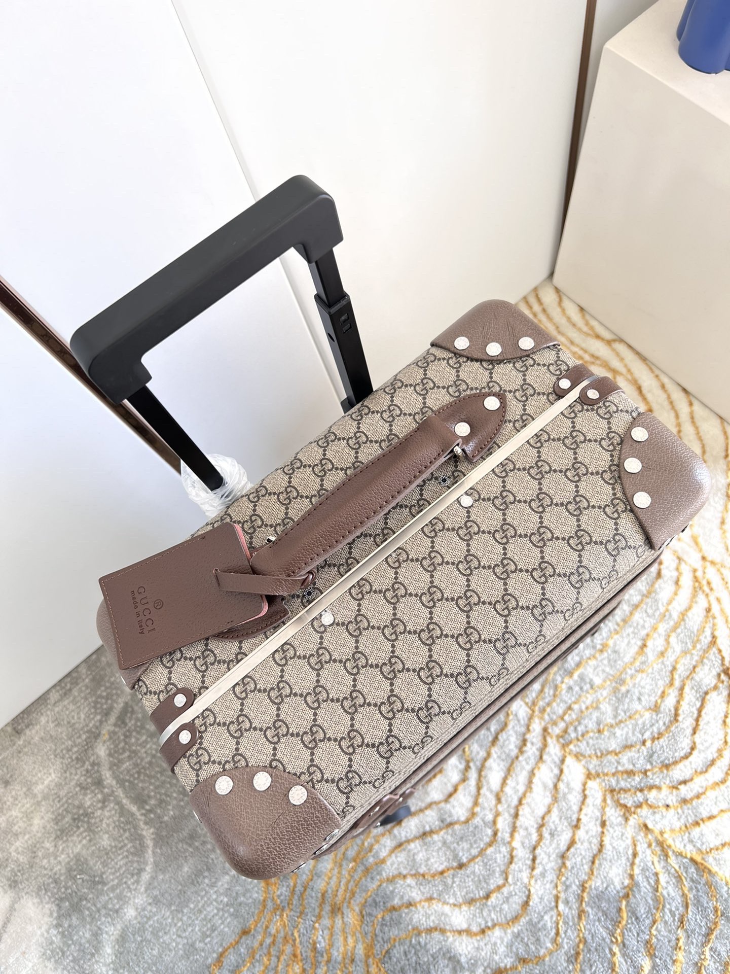 Gvc*1 suitcase/trolley case F901 retro size 20 inches