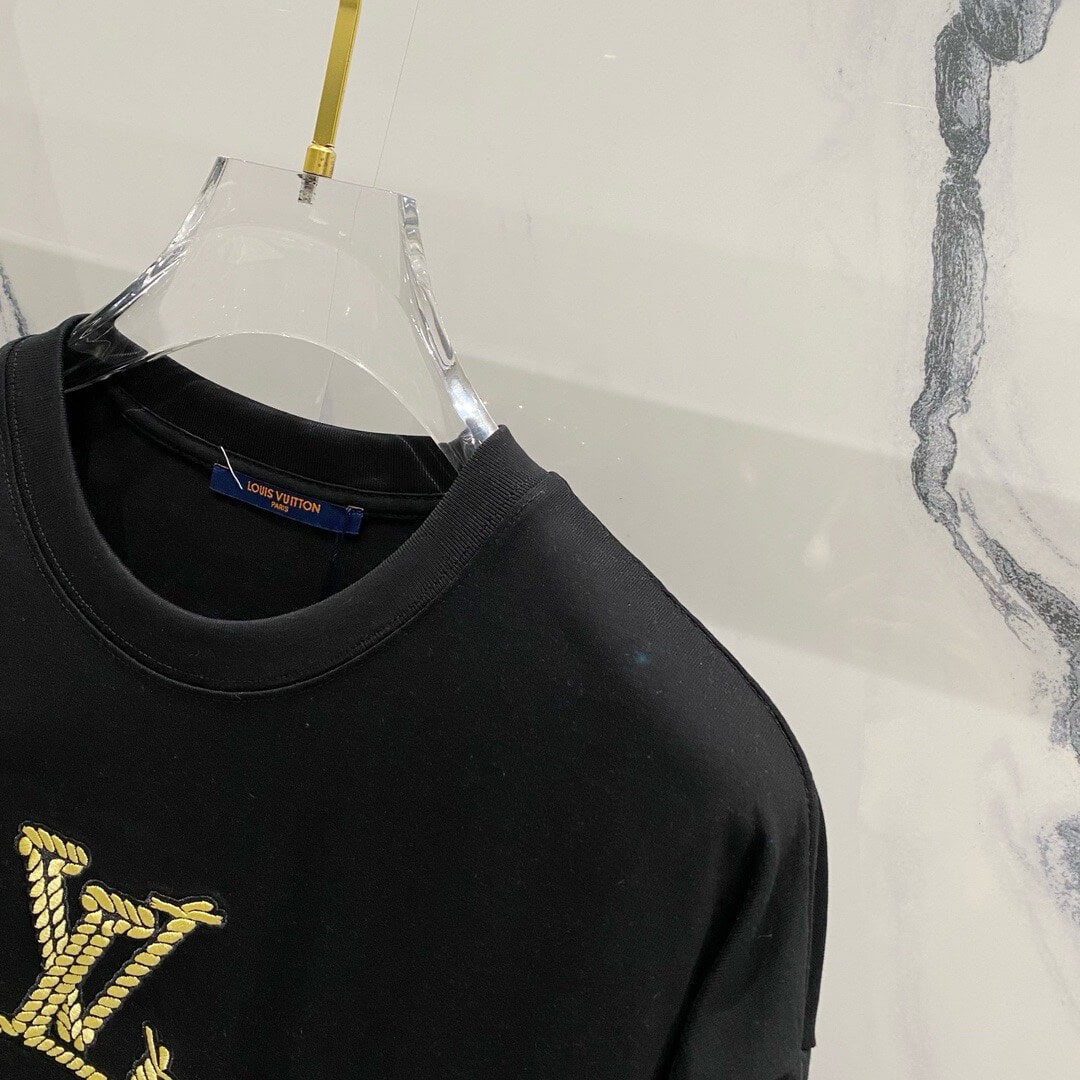 Rope Pattern Embroidery T Shirt