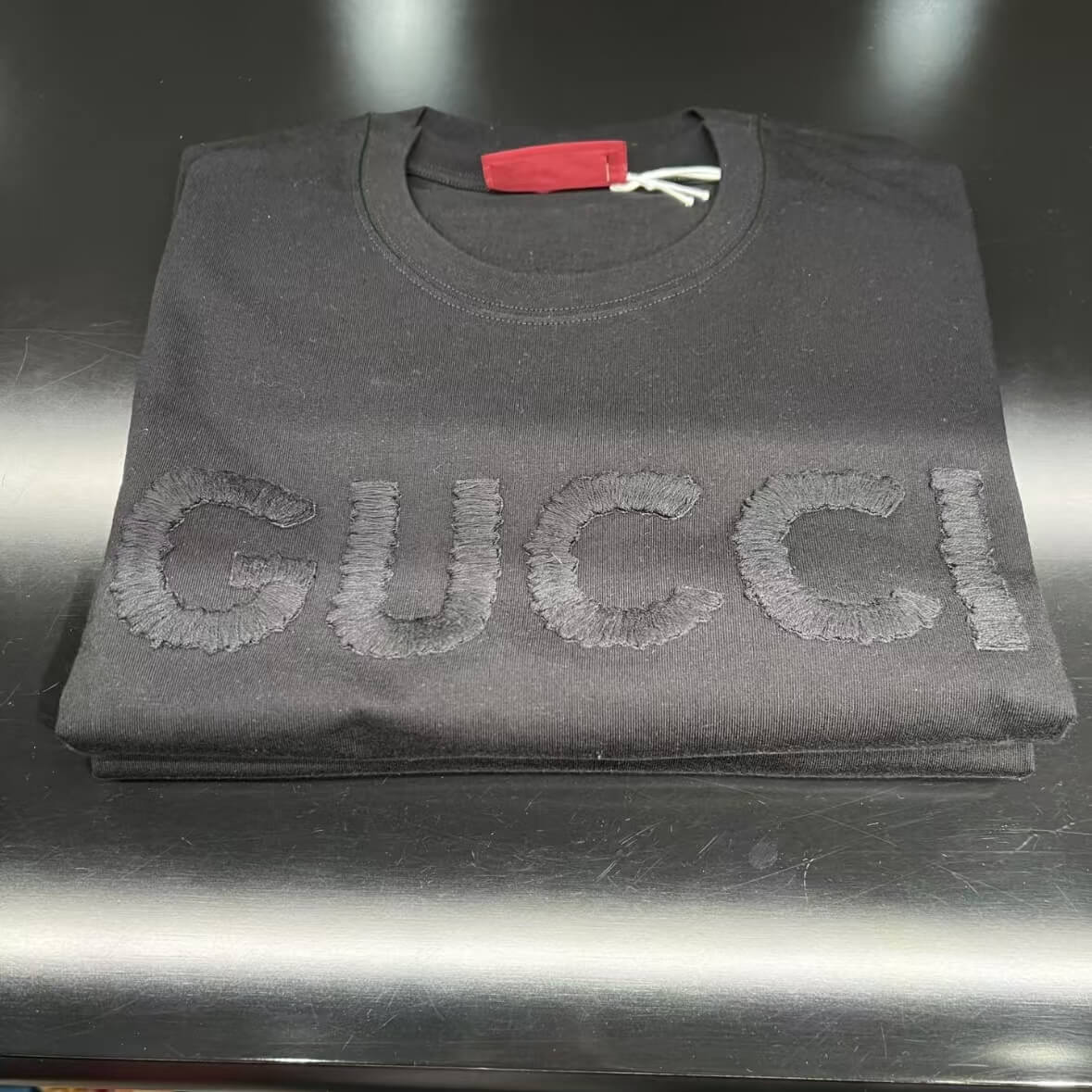 Minimalist 3D Embroidery T-Shirt