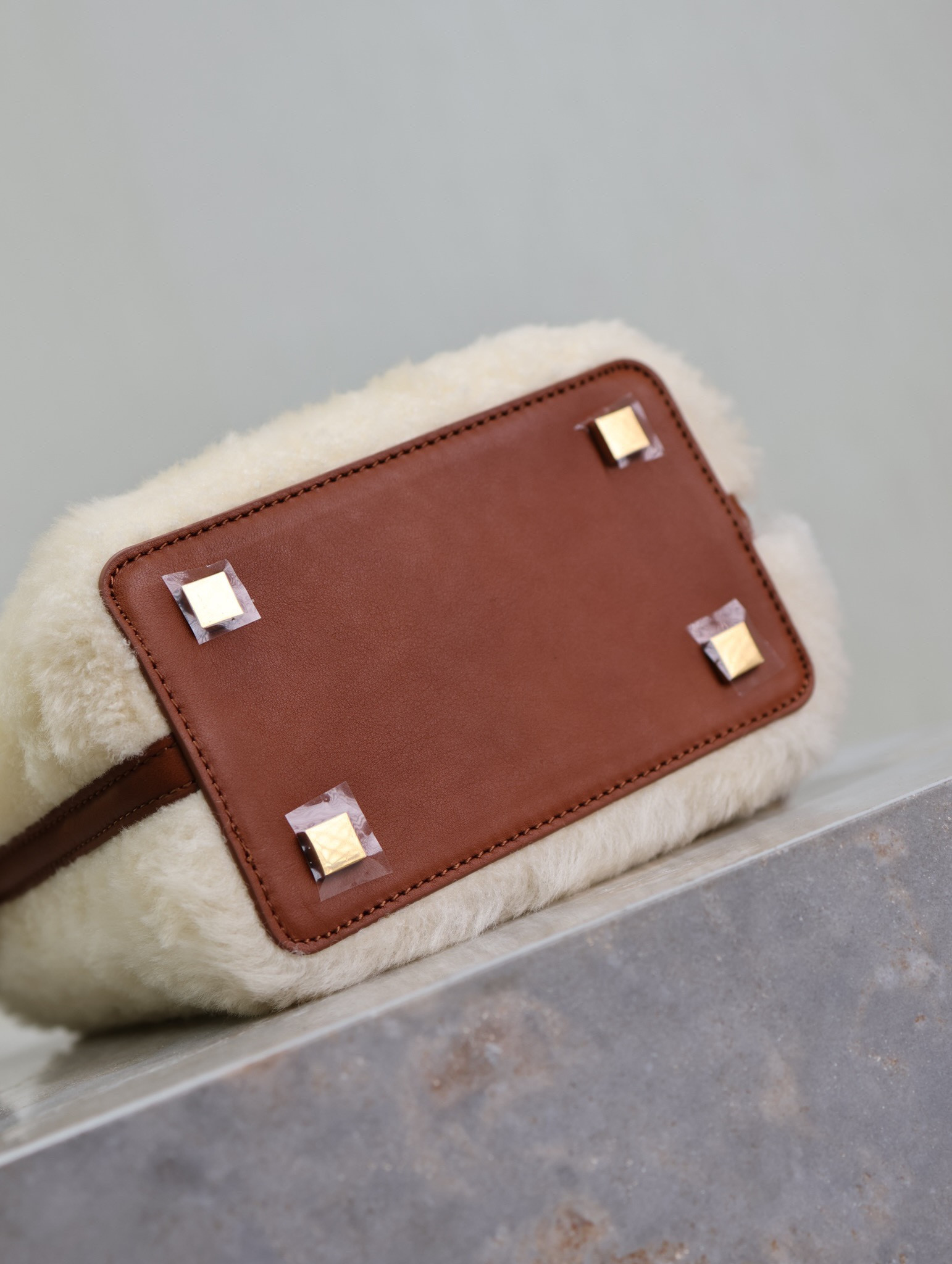 Y51 Le 37 Mini Bucket