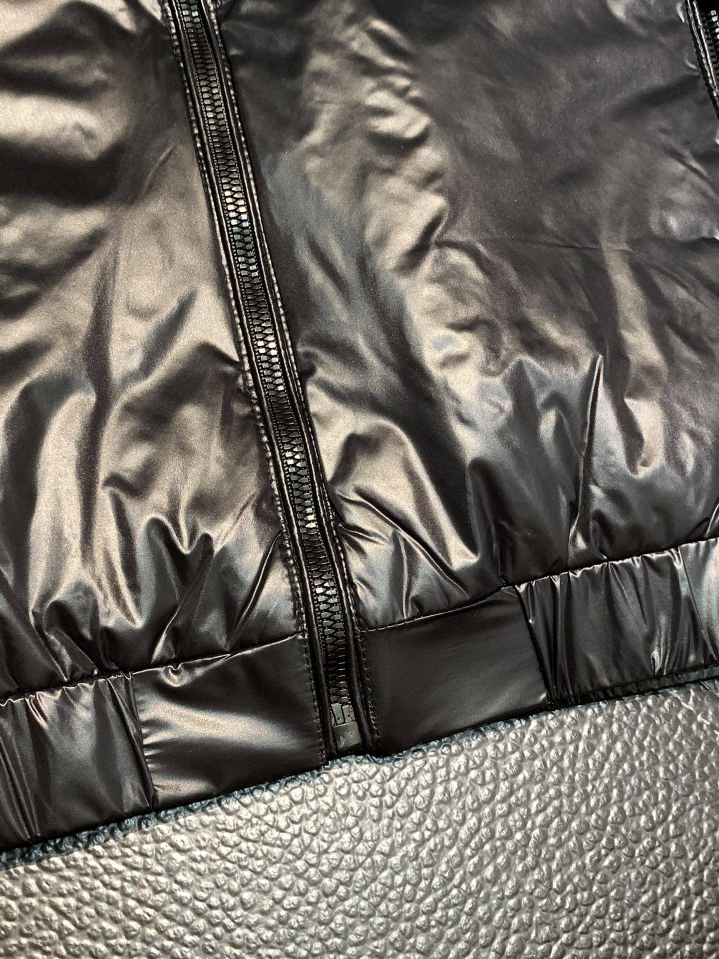 Pra*a turtleneck down vest