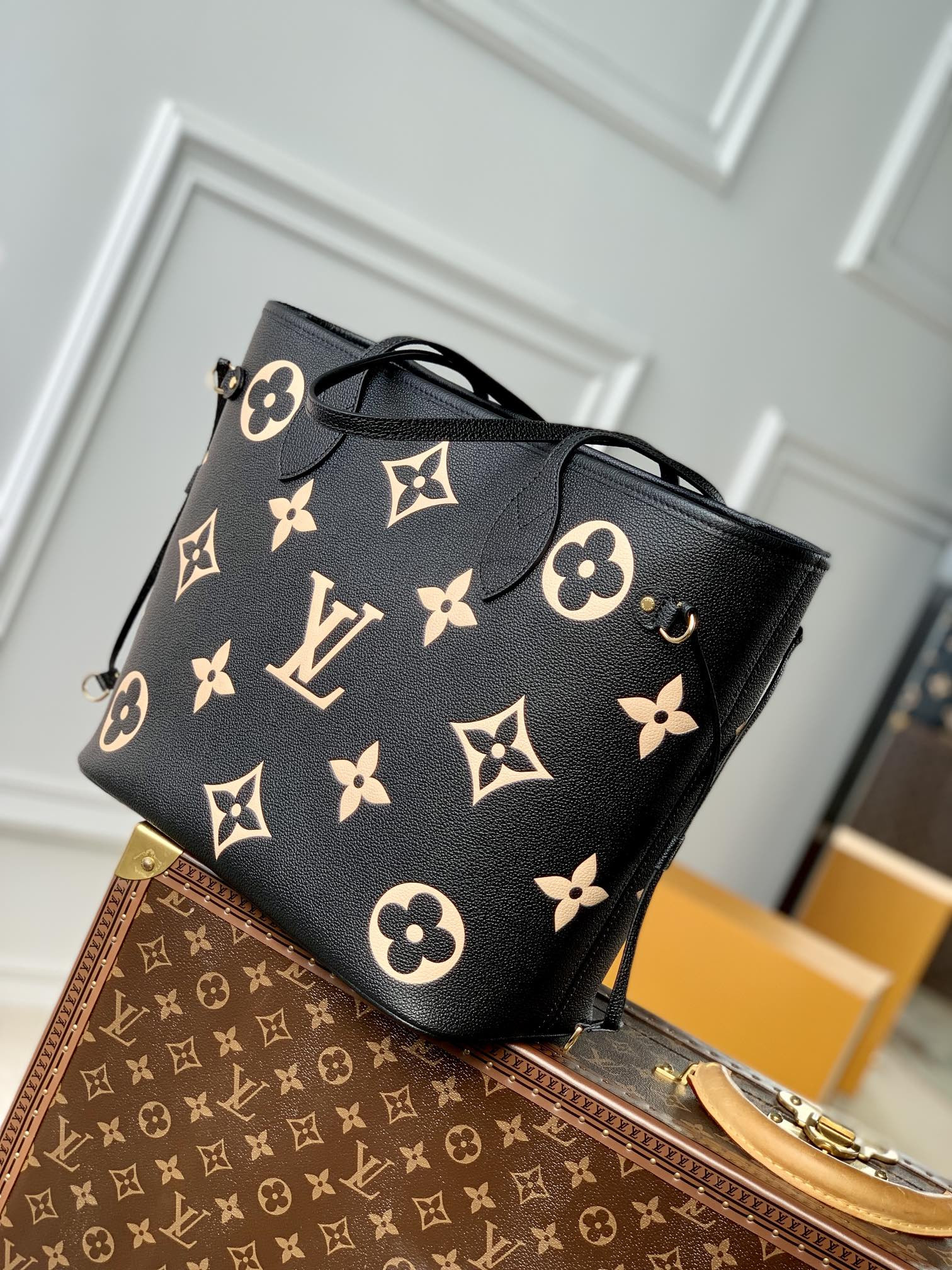 L0vis Vvtt0n Neverfull Bag