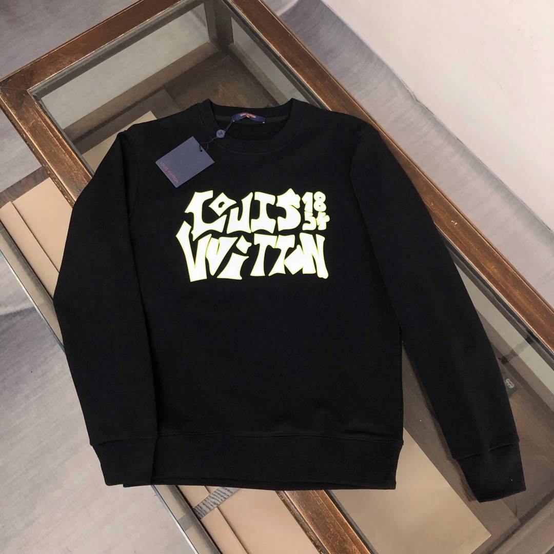 L0vis Vvtt0n 2023 new autumn and winter couples style round neck sweatshirt