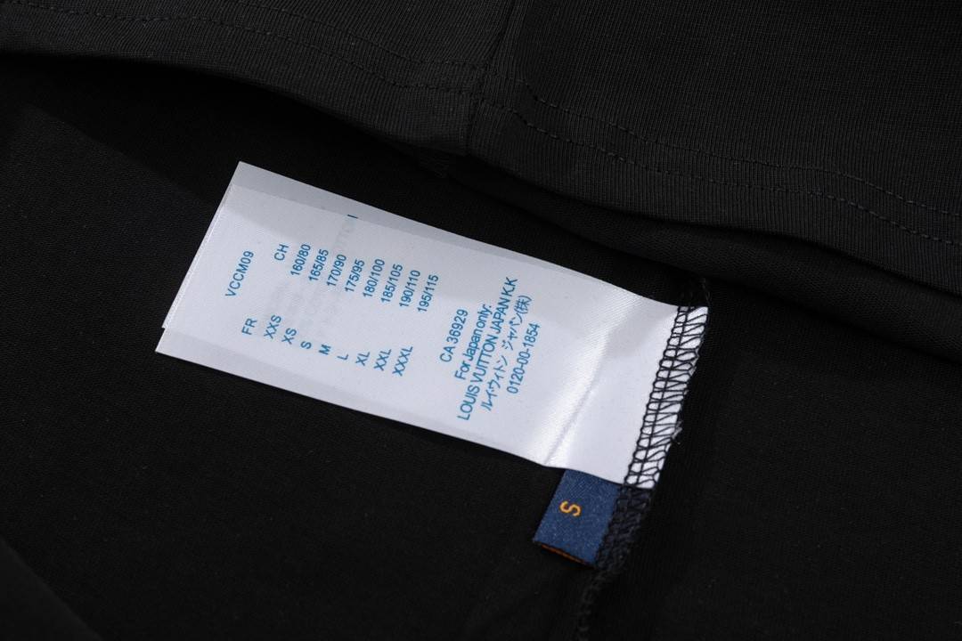 L0vis Vvtt0n 23ss small plane full print pattern gold classic T-shirt