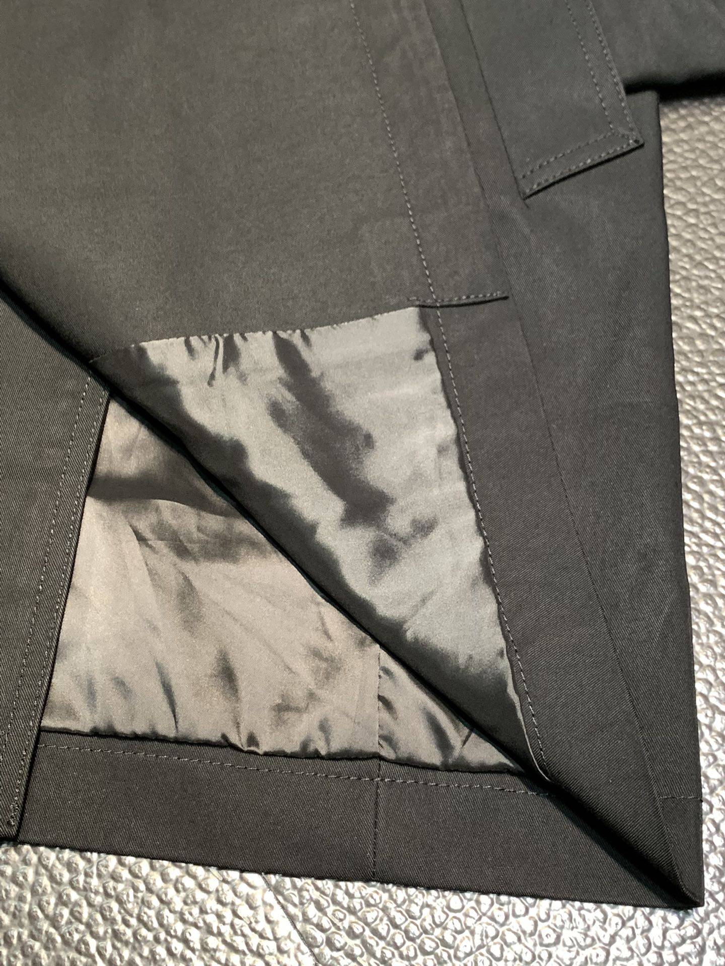 Ch*0me He**ts coat windbreaker