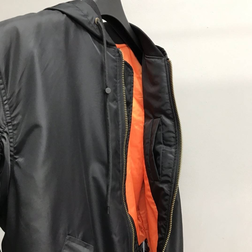 Ba1en*iaga foamed wheat logo jacket