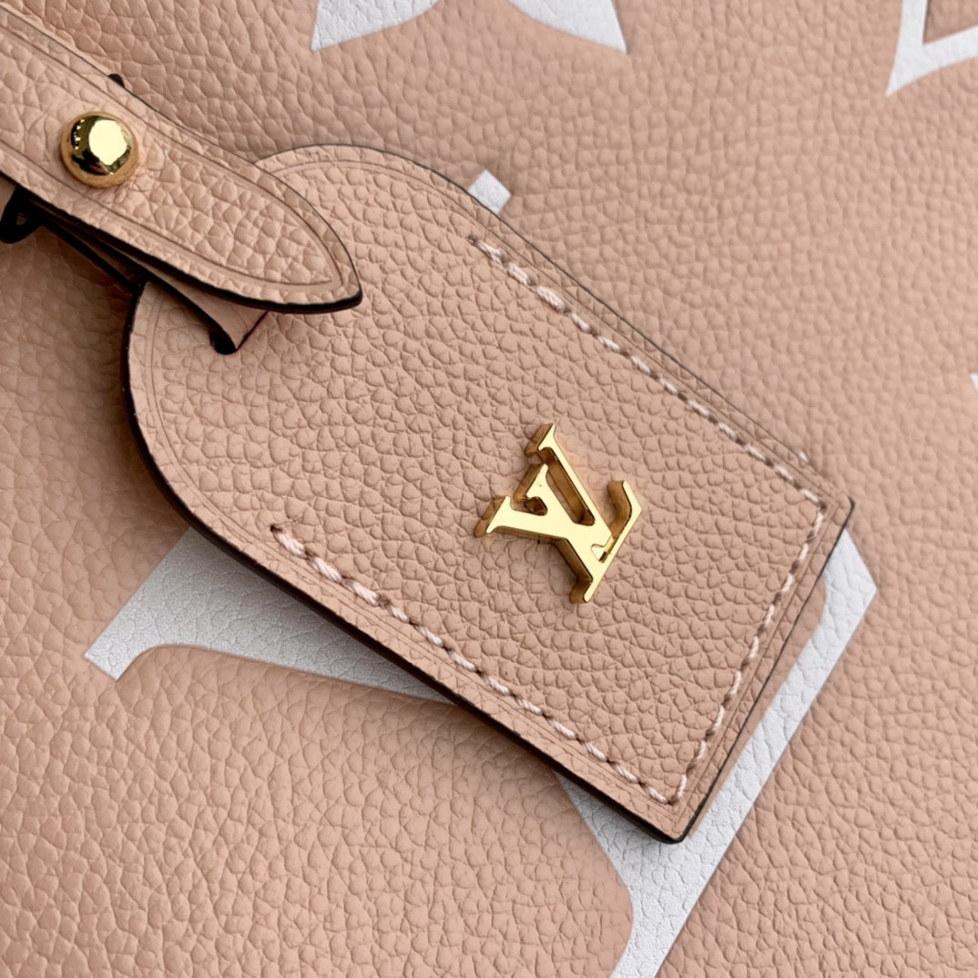 L0vis Vvtt0n Carryall Bag