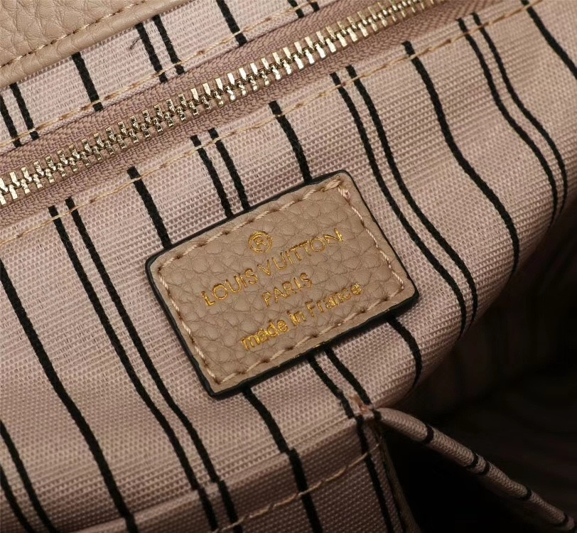 L0vis Vvtt0n Artsy Bag