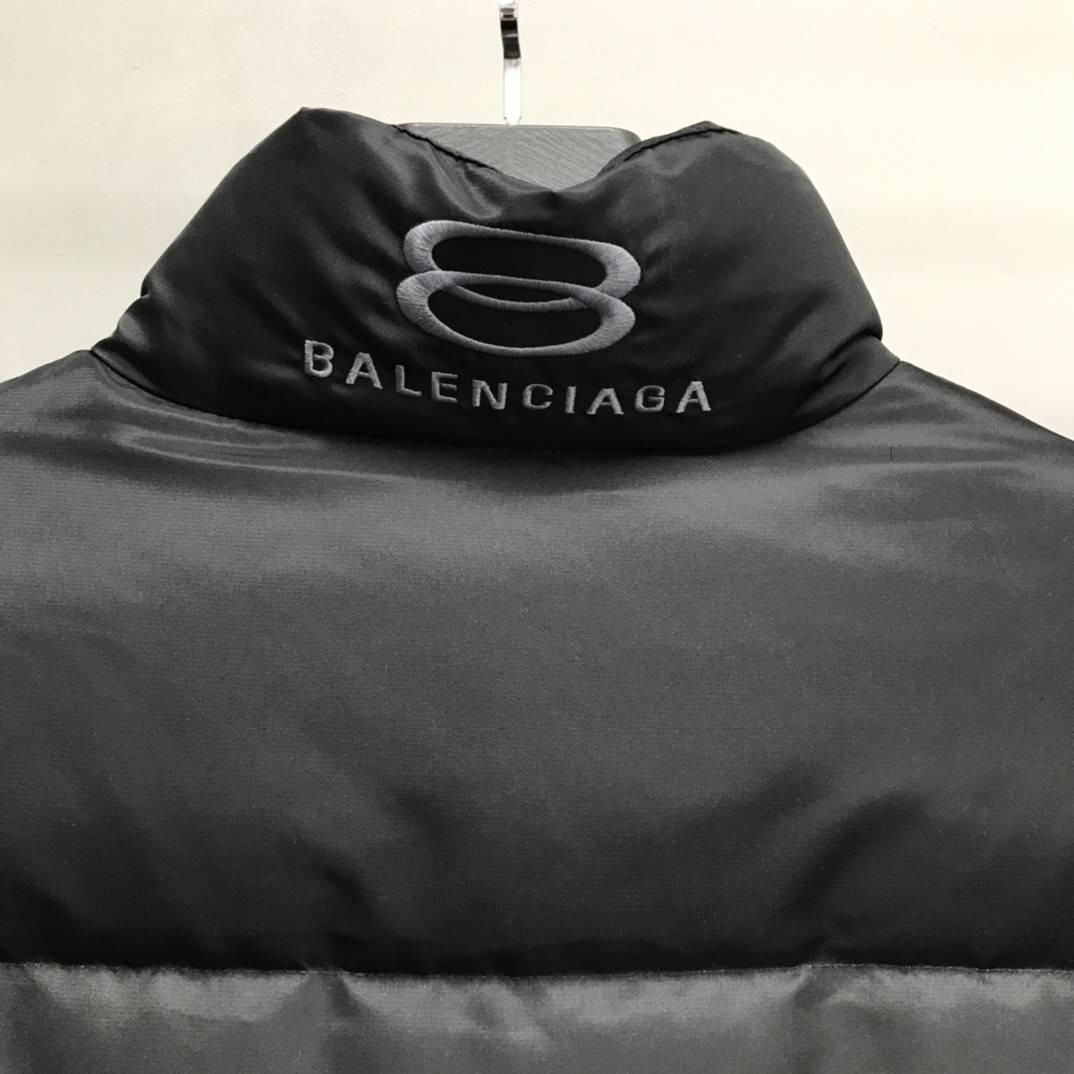 Ba1en*iaga down jacket