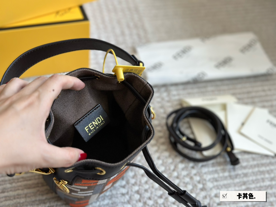 F**di Mon Tresor Small Bucket Bag Size: 14*22cm