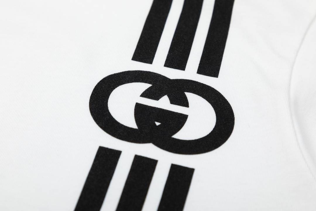 Gvc*1  23SS double G vertical stripe foam printed t-shirt