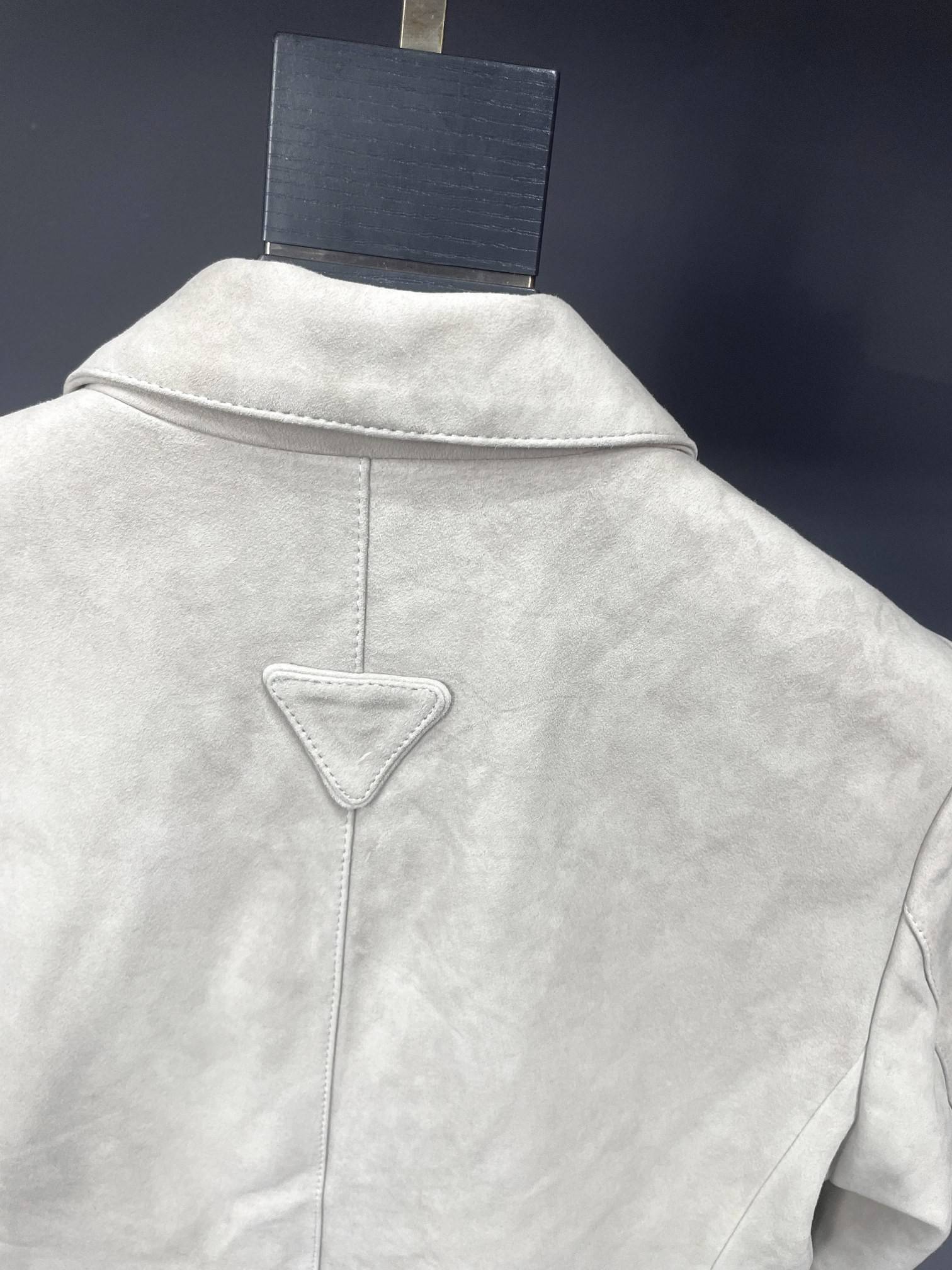 Pra*a deerskin blazer