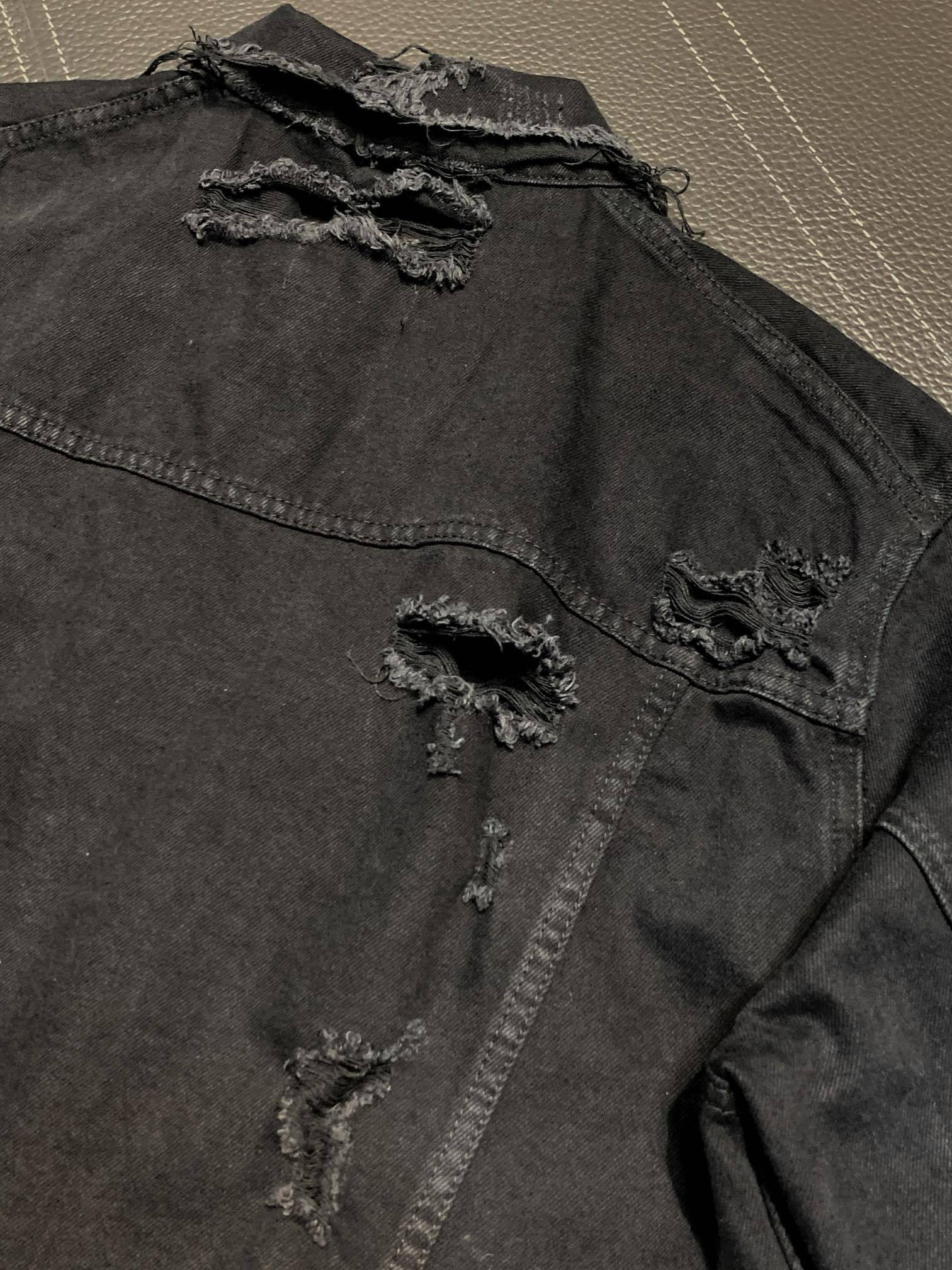 Ba1en*iaga  ripped denim jacket