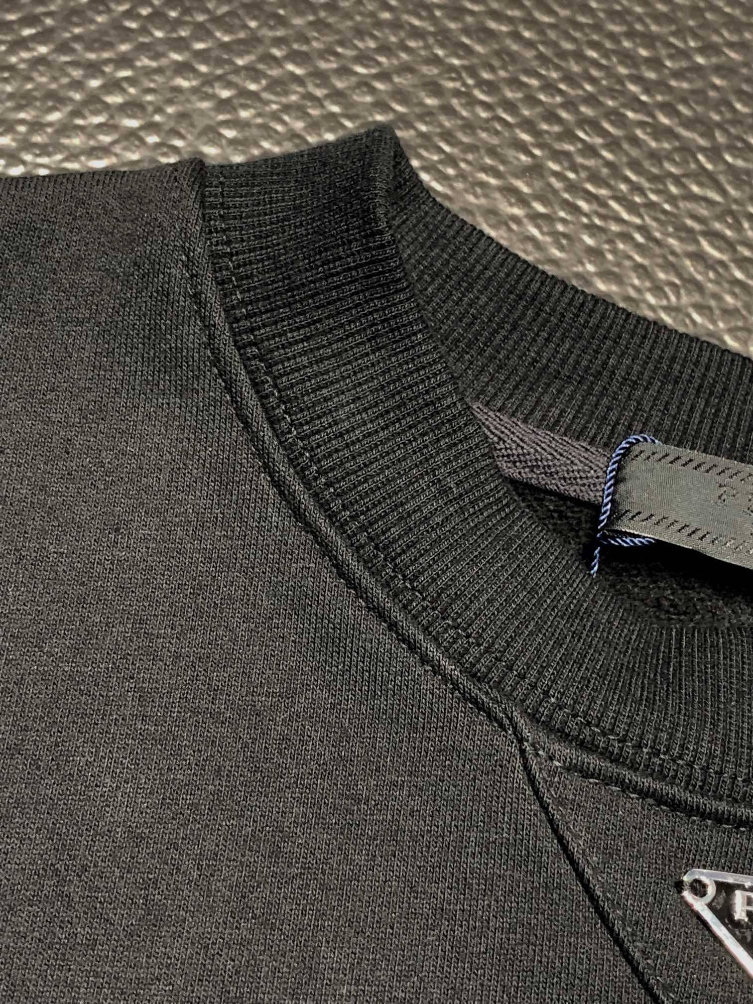 Pra*a casual sweatshirt