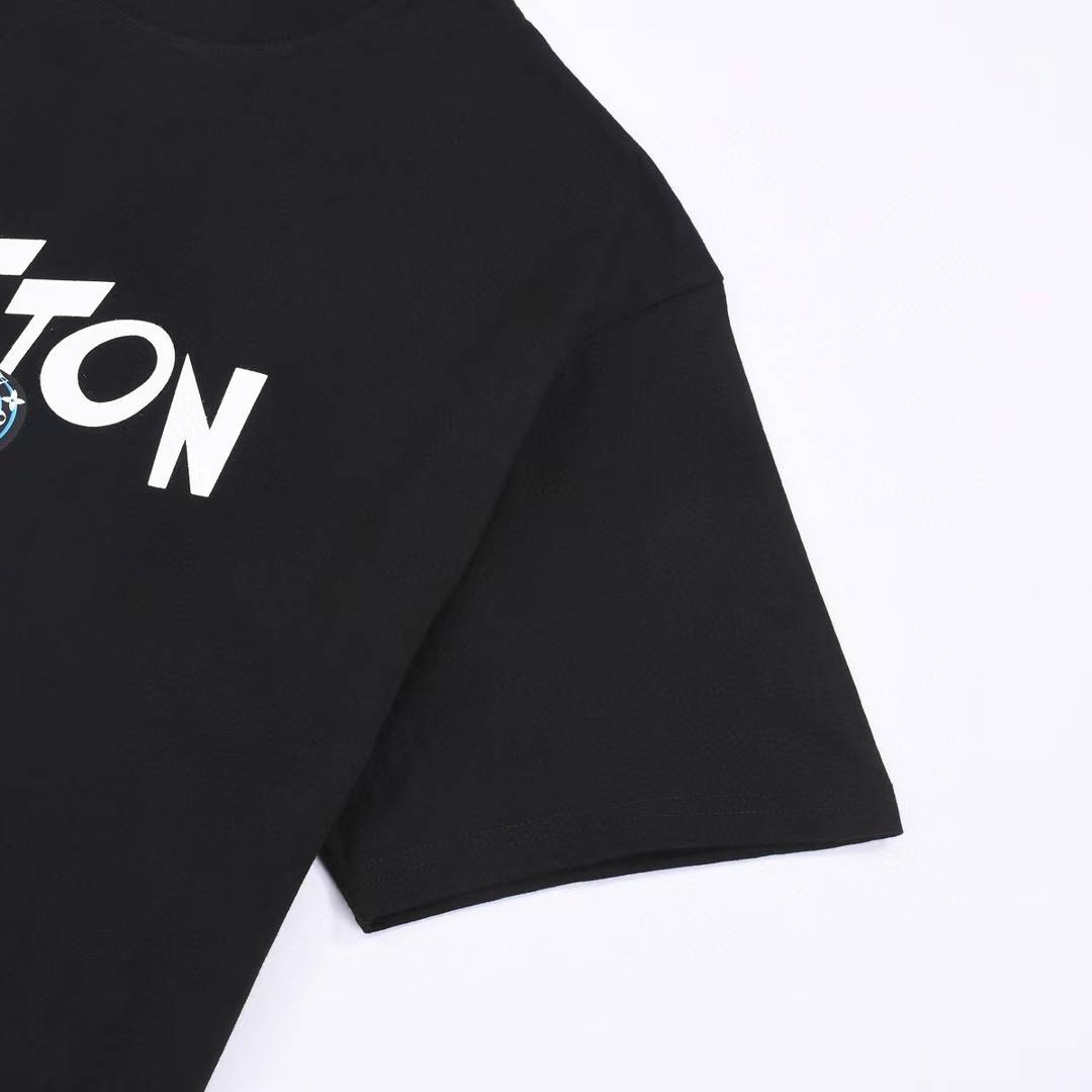 L0vis Vvtt0n 23SS printed bear T-shirt