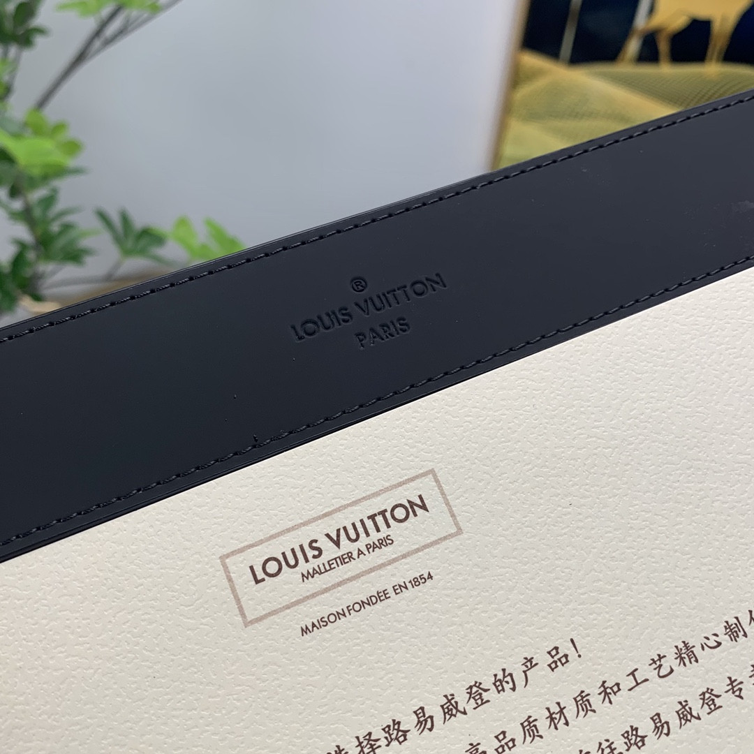 L0vis Vvtt0n Standing Bag