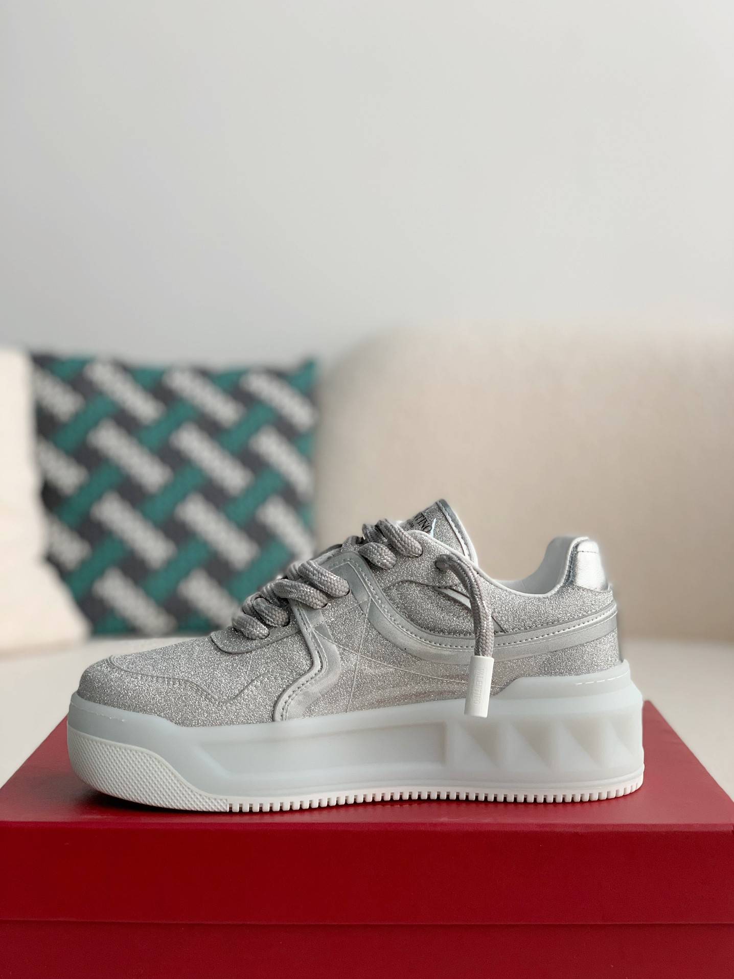 Va1e*ntin0 One Stud Sneakers