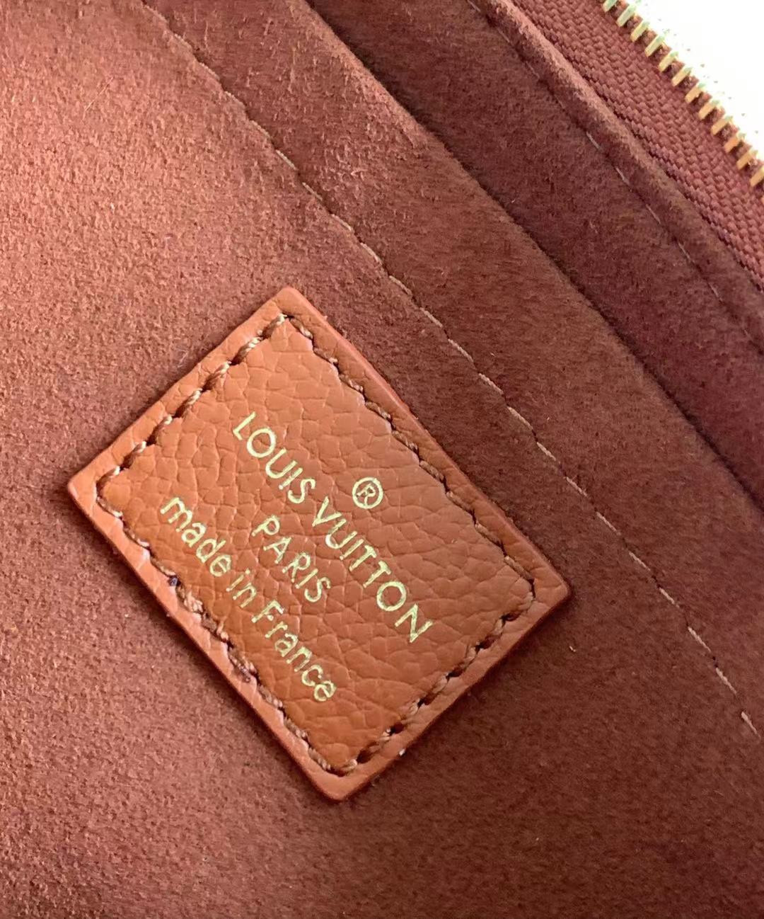 L0vis Vvtt0n Multi Pochette Accessories Bag