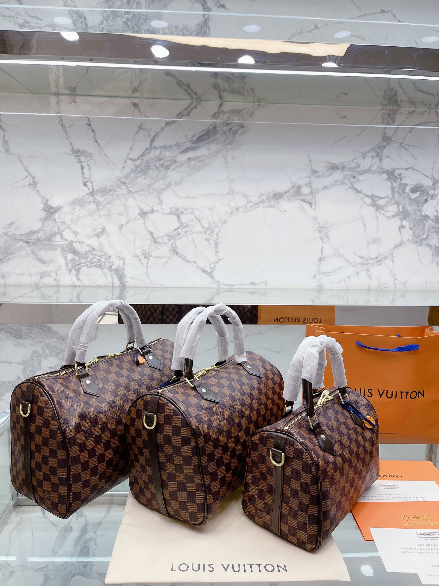 L0vis Vvtt0n Speedy Nano Bag