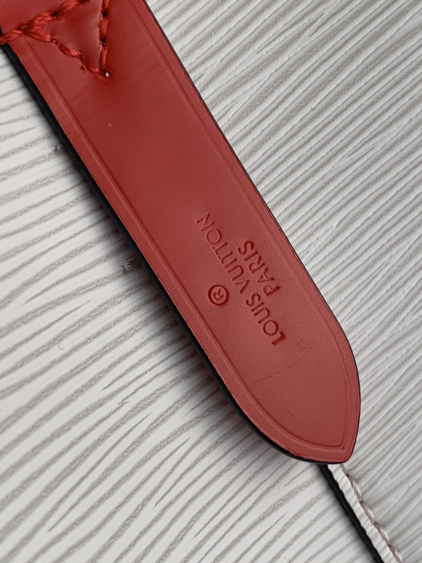 L0vis Vvtt0n Néonoé Bag