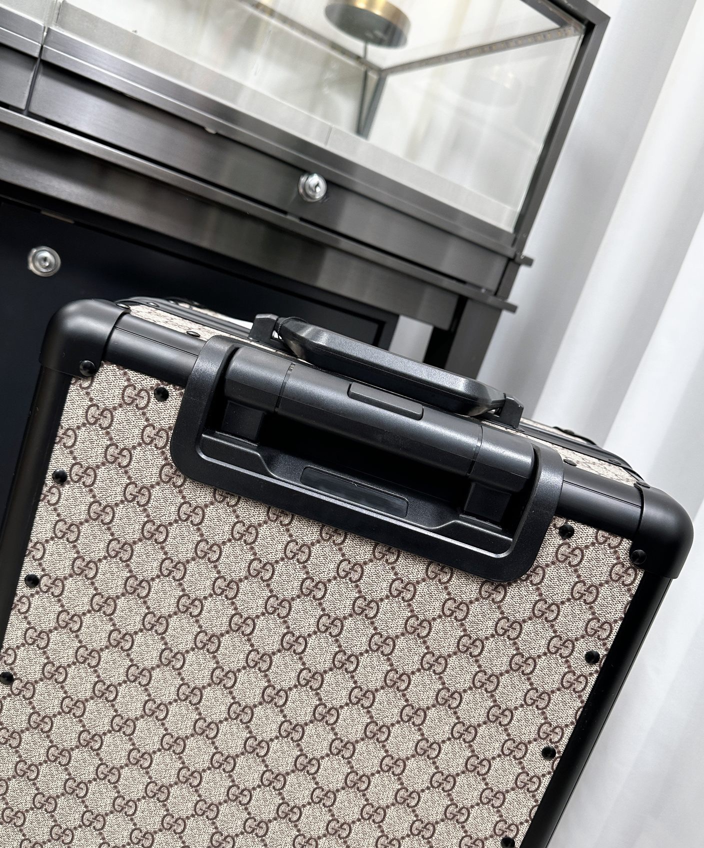 Gvc*1 Luggage/Trolley Case Vintage Size 20 Inch