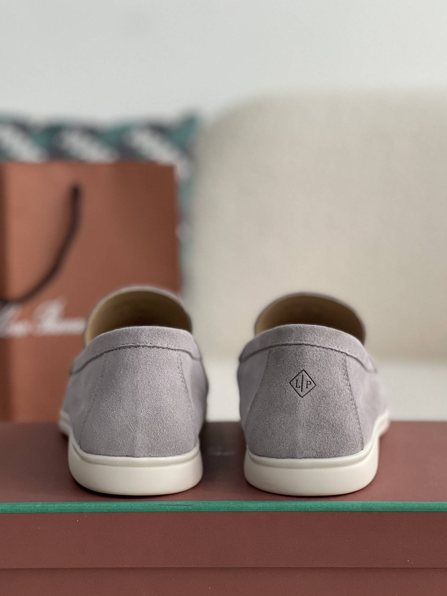 L0r0 P1ana Summer Charms Walk Moccasin Shoes