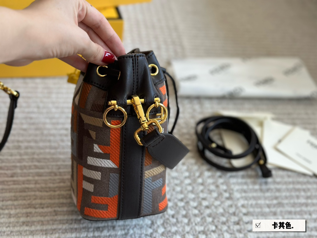 F**di Mon Tresor Small Bucket Bag Size: 14*22cm